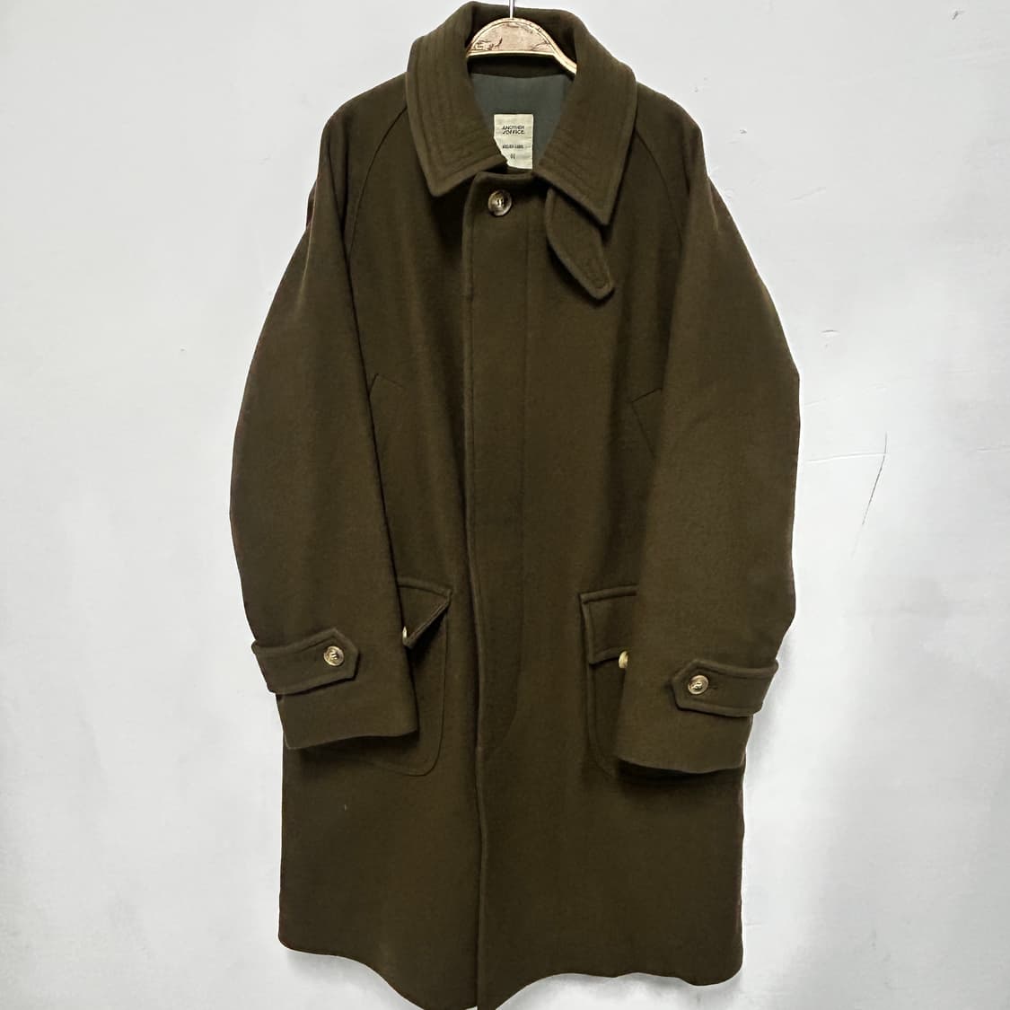 어나더오피스 카키색 울 코트 상품이미지2