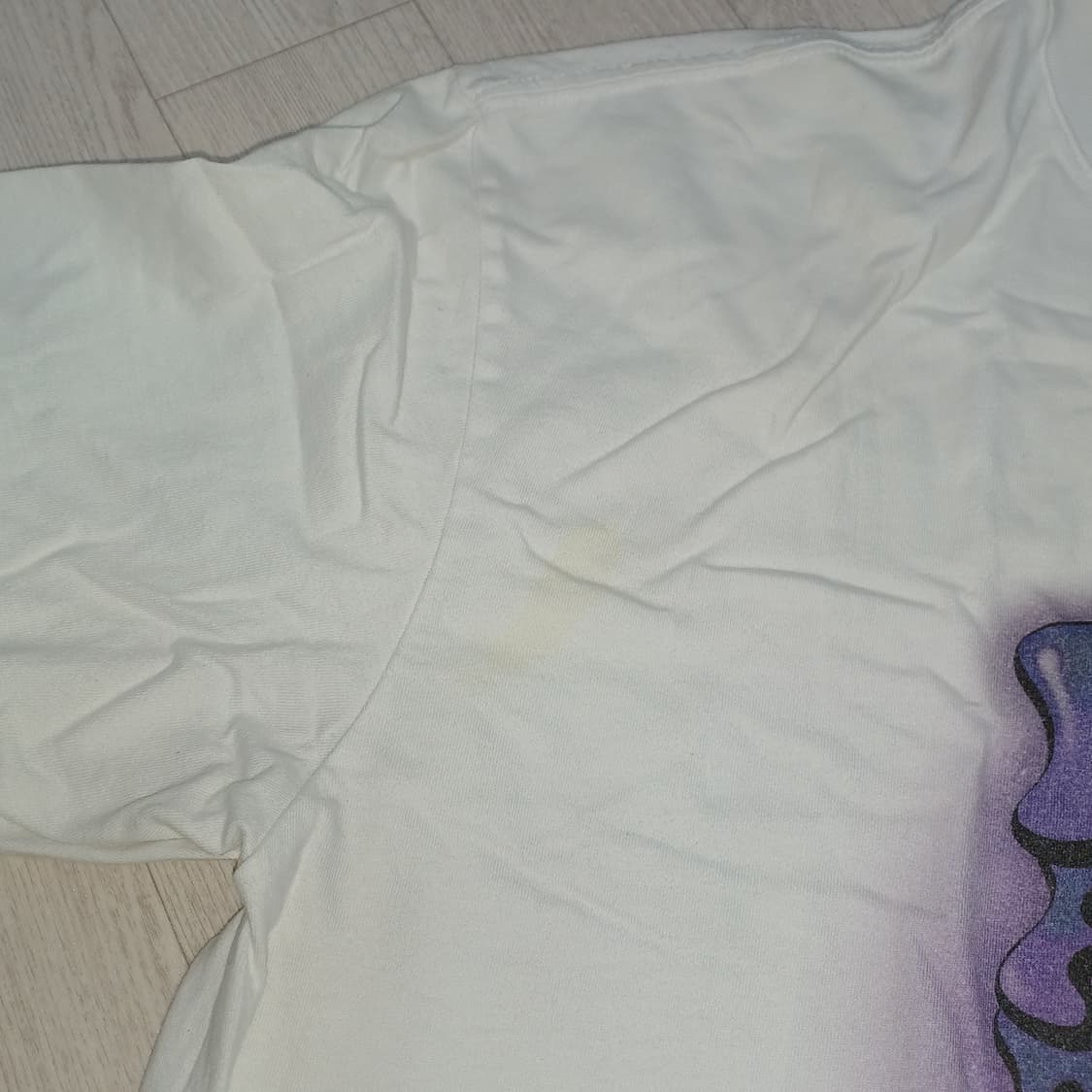 네스티팬시클럽 산리오 쿠로미 콜라보 글로시 반팔 티셔츠 상품이미지4