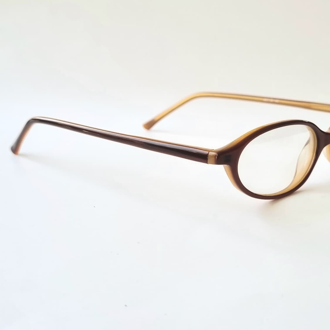 데드스탁 긱시크 초경량 오벌 뿔테안경테  530 상품이미지8