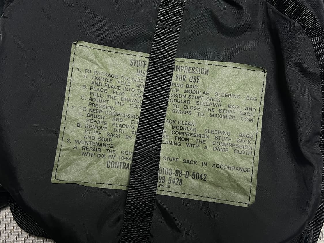 미군 익스트림콜드 침낭 미개봉 + 압축색 상품이미지4