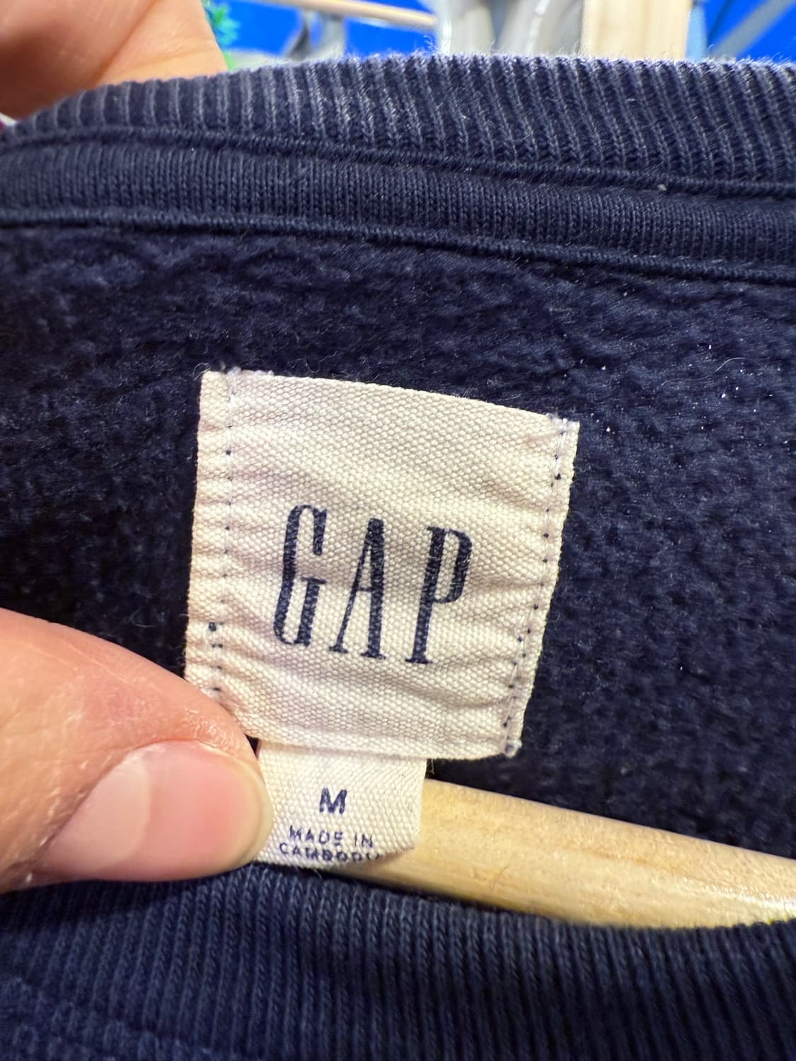 갭 오리지널 네이비 크롭 맨투맨 상품이미지2