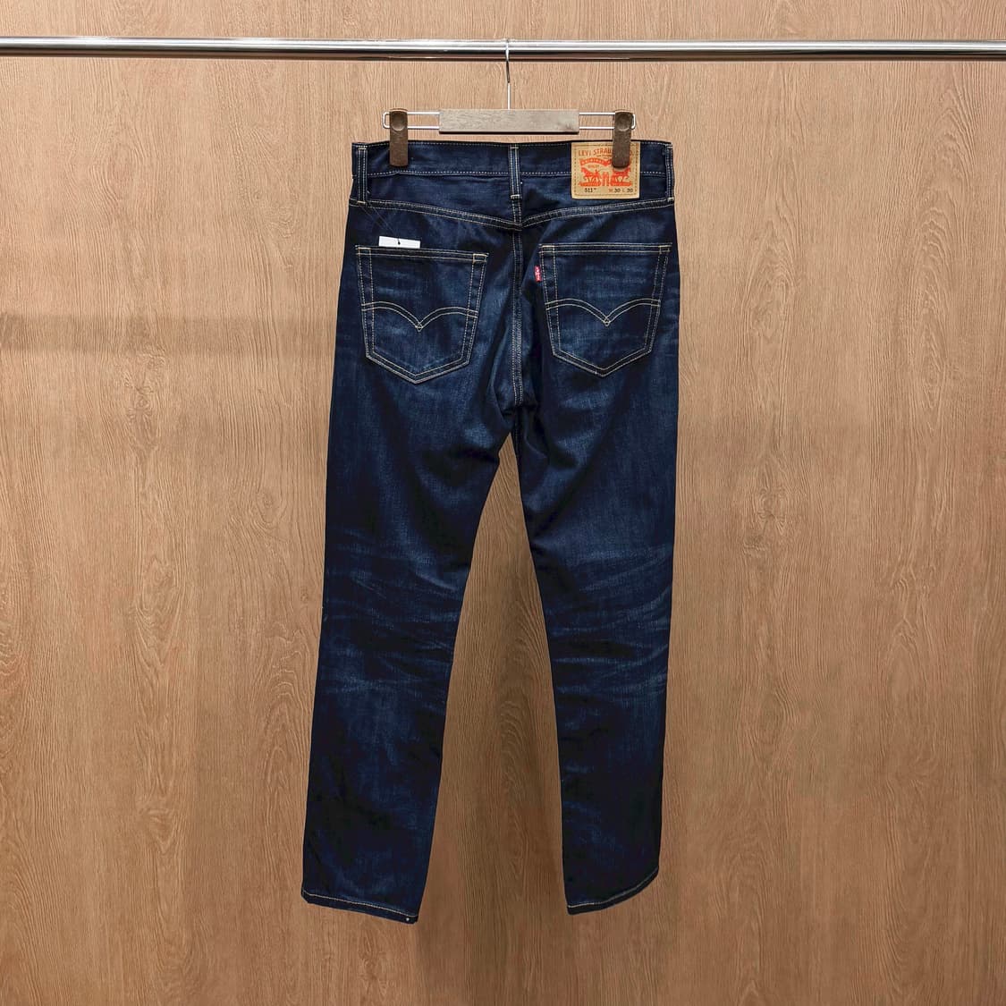 리바이스 511 데님 팬츠 포켓 레드 로고 탭 디테일 스트레이트핏 블루 상품이미지3