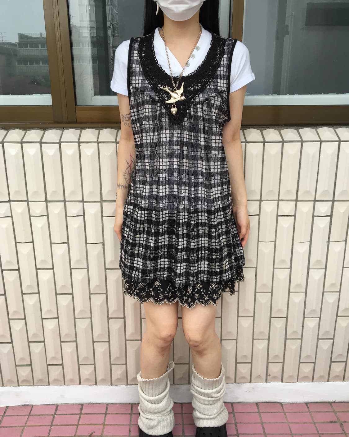 Crochet point check pattern sleeveless 상품이미지1