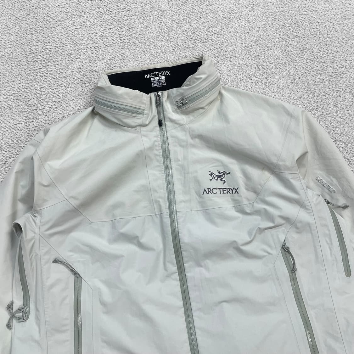 아크테릭스 Arcteryx 우먼스 베타 sl 바람막이 자켓  상품이미지2