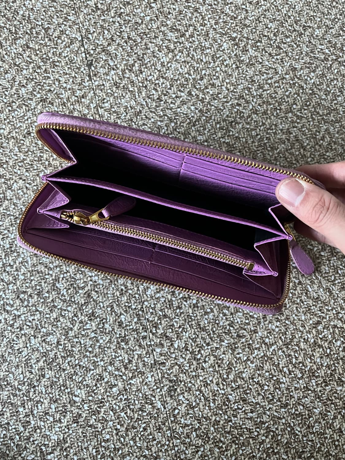 [ 번개케어증명서] 발렌시아가 카드지갑 상품이미지4