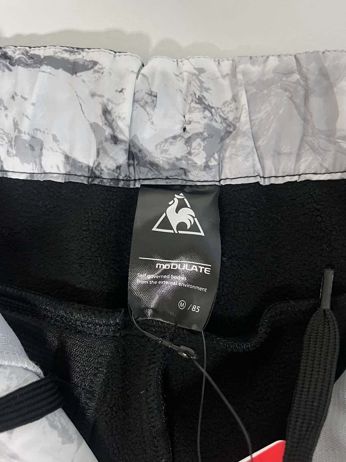 M) 새상품 르꼬끄 기모 패딩 반바지 그레이 상품이미지4