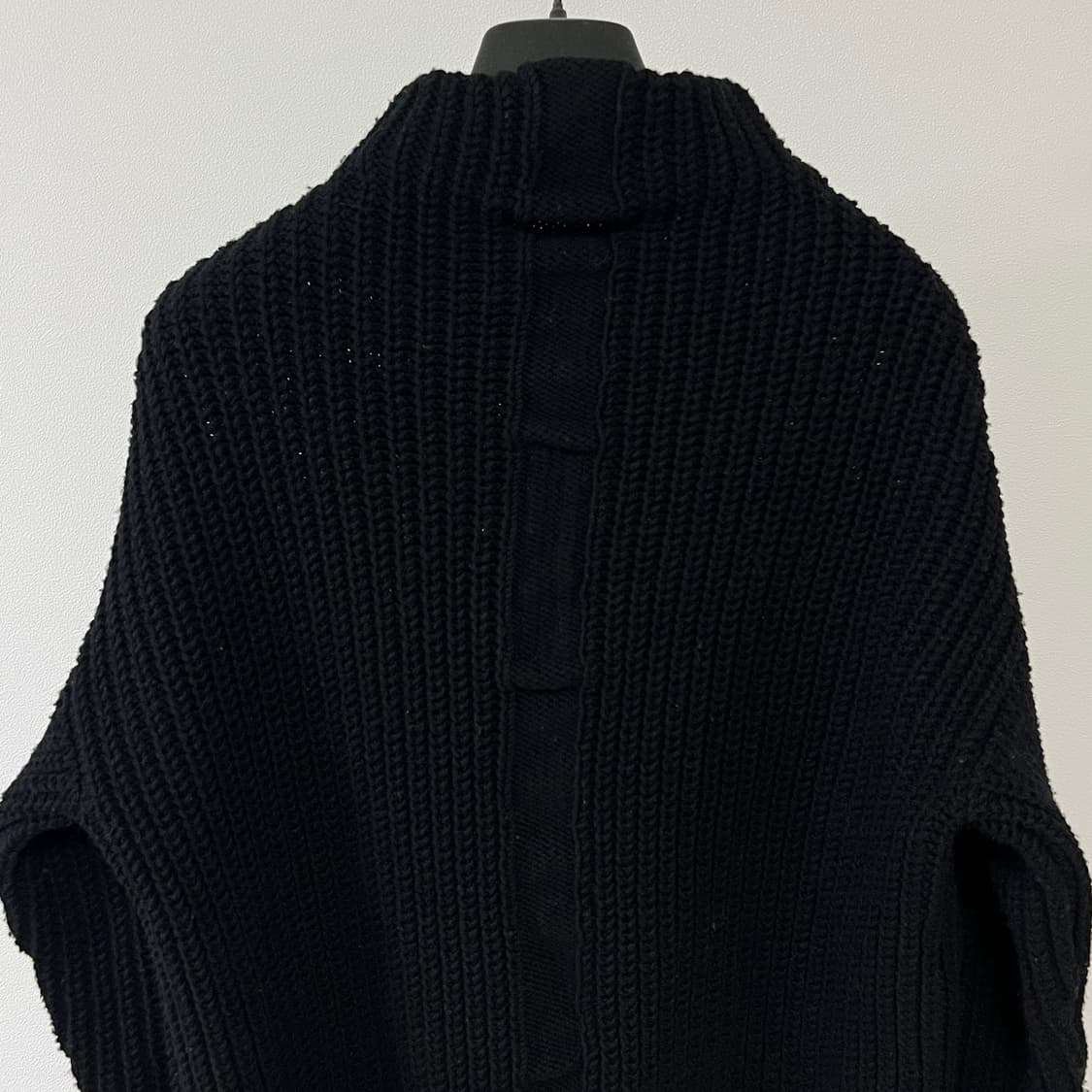 릭오웬스 15FW "SPHINX" 울 터틀넥 비대칭 스웨터 블랙 상품이미지7