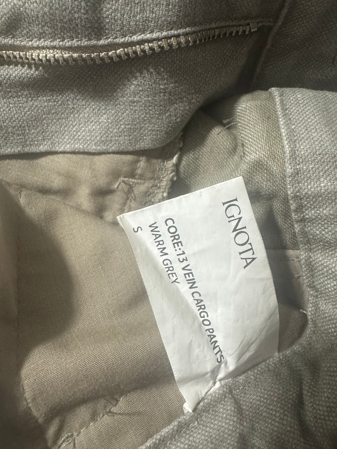 [S] 이그노타 ignota 코어 13 베인 카고 팬츠 웜 그레이 상품이미지4
