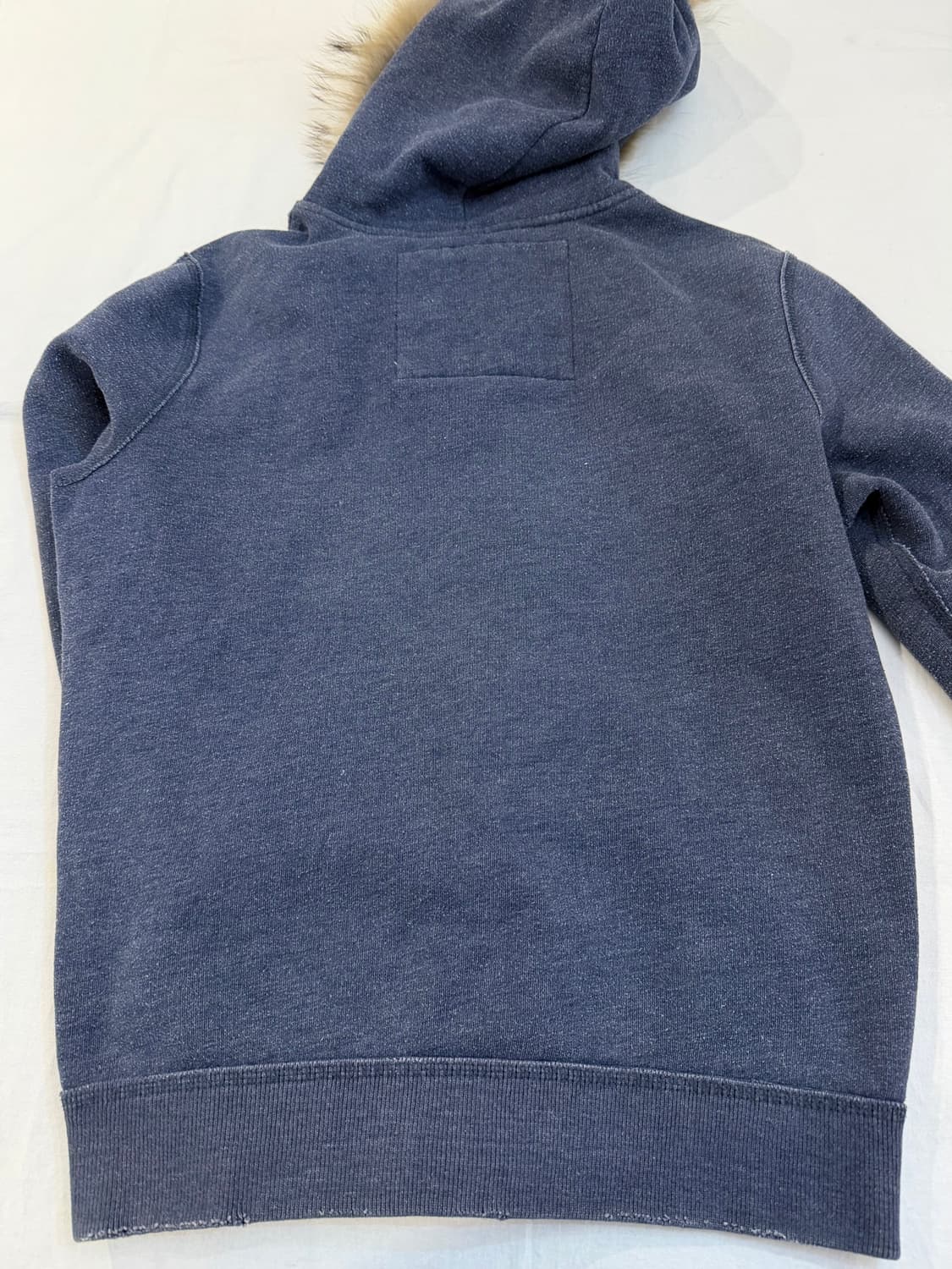 아베크롬비 y2k 울프죠 라쿤 퍼 후드집업 그레이 상품이미지4