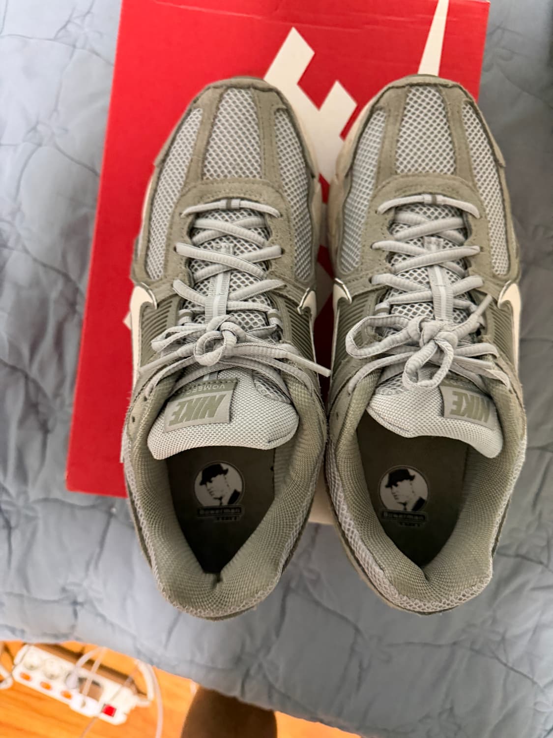 나이키 줌보메로5 다크 스투코 라이트 스모크그레이270사이즈새상품판매 상품이미지7