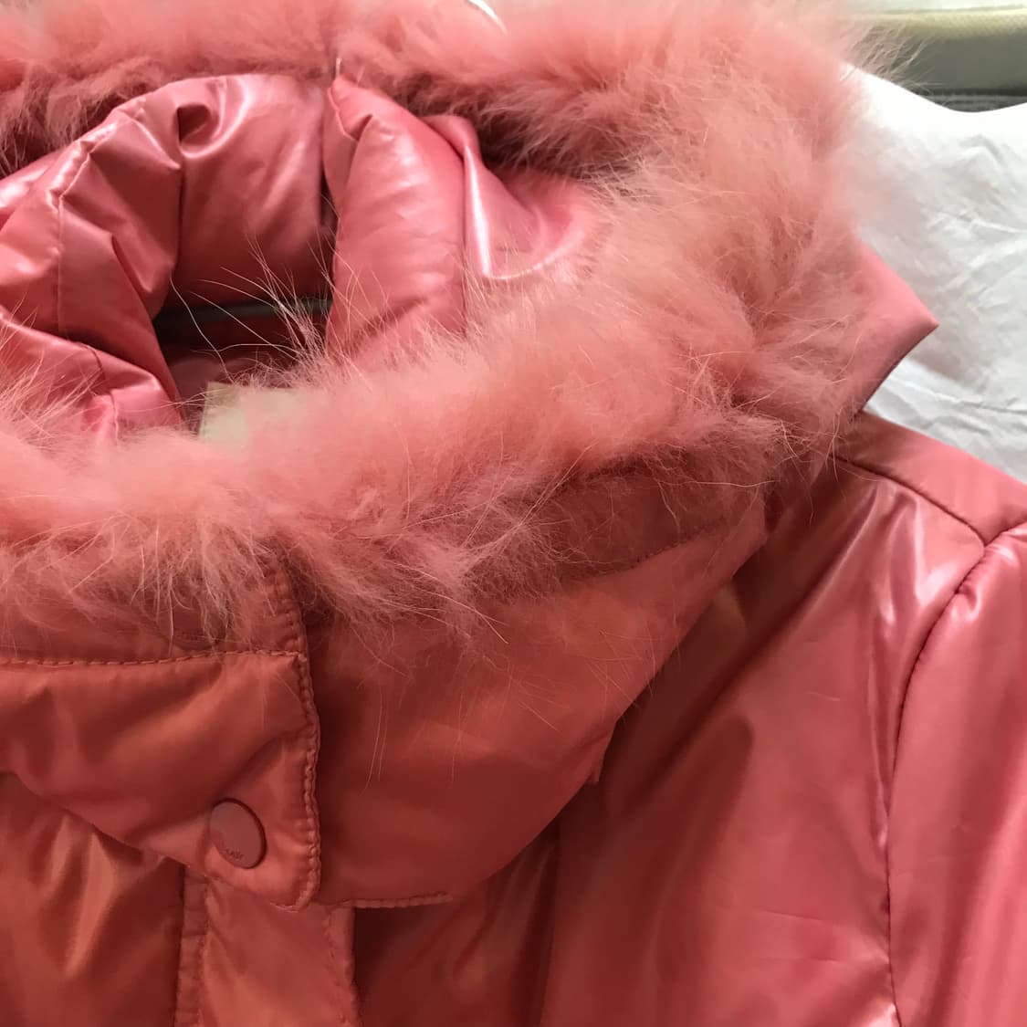 Soup 로걀 라떼갸루 하구미 핑크퍼 구스다운 패딩 상품이미지3