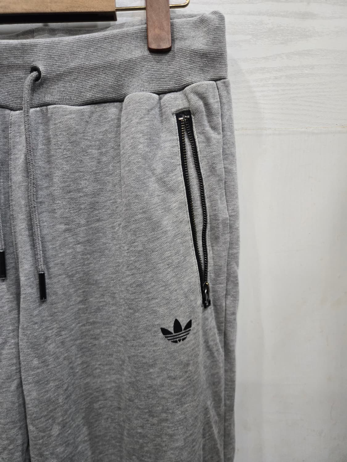 95,M)) adidas 아디다스 조거팬츠 바지! 허리 고무줄! 작은로고 상품이미지2