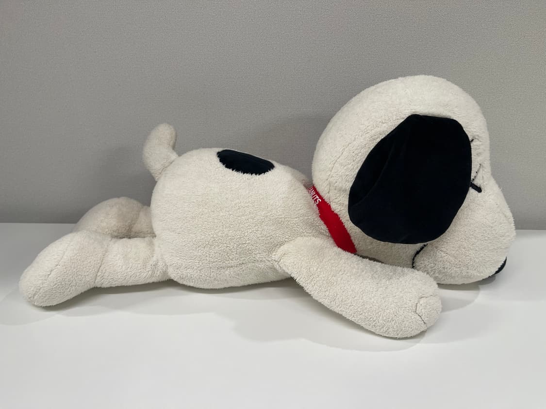 카우스 x 유니클로 피넛츠 스누피 화이트, 블랙 세트 상품이미지4