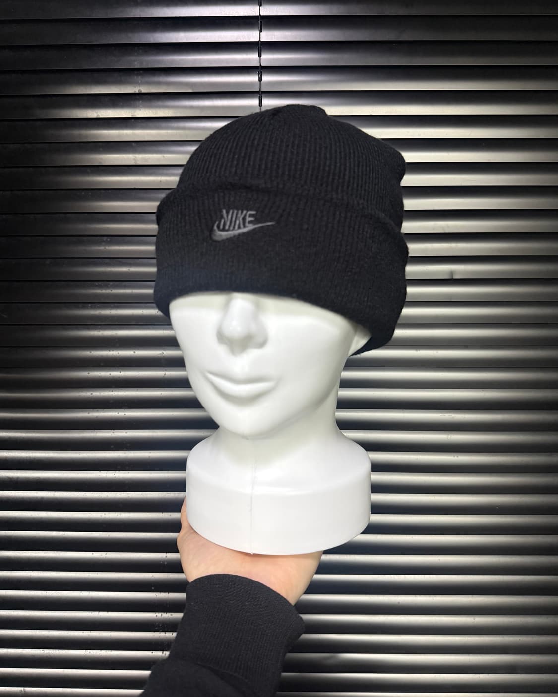 나이키 양면 비니 모자 스우시 레드 블랙 리버시블 스트릿 펑크 스키 런닝 상품이미지4