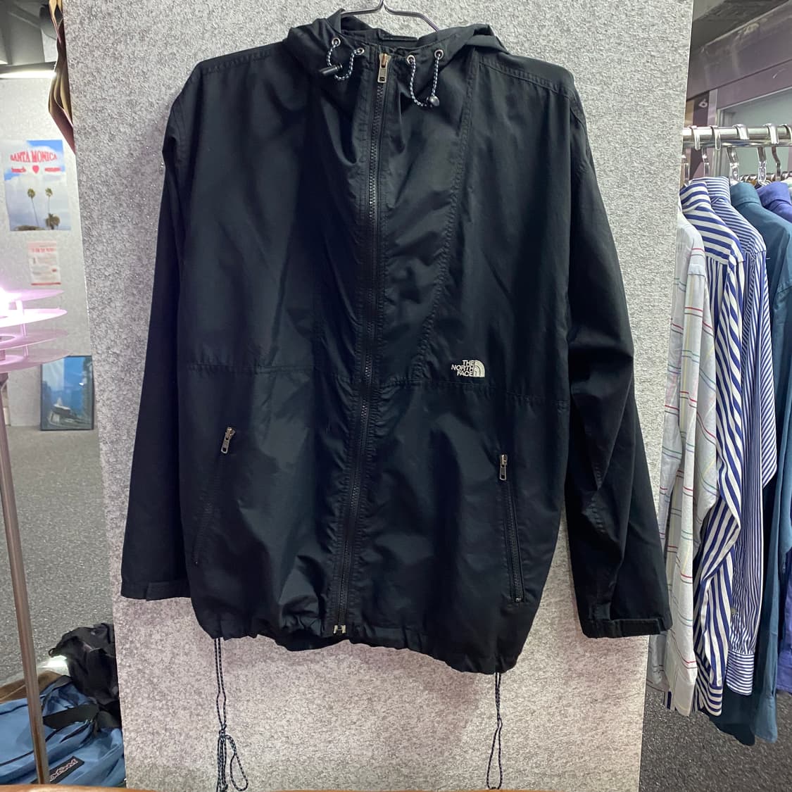 노스페이스 스트링 블랙 경량 후디드 바람막이 B4674 상품이미지2