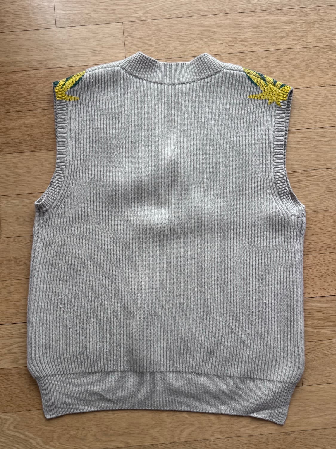 JW Anderson Strawberry Printed Wool Vest 상품이미지4