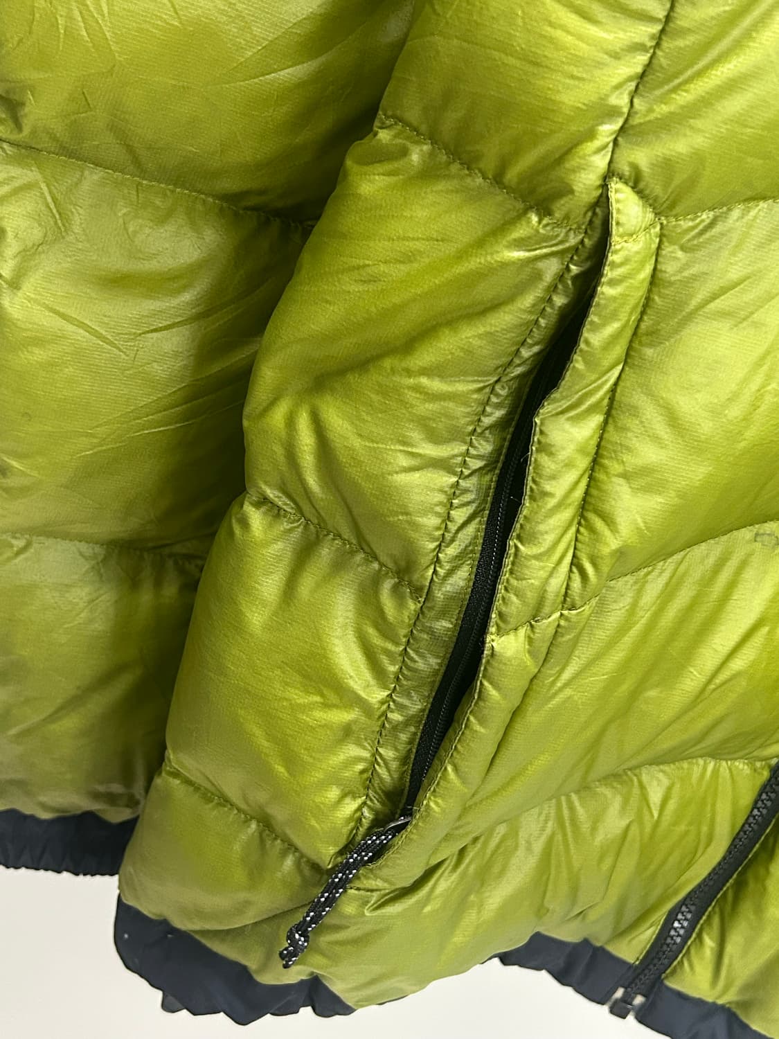 노스페이스 아콘카구아 다운 자켓 상품이미지3