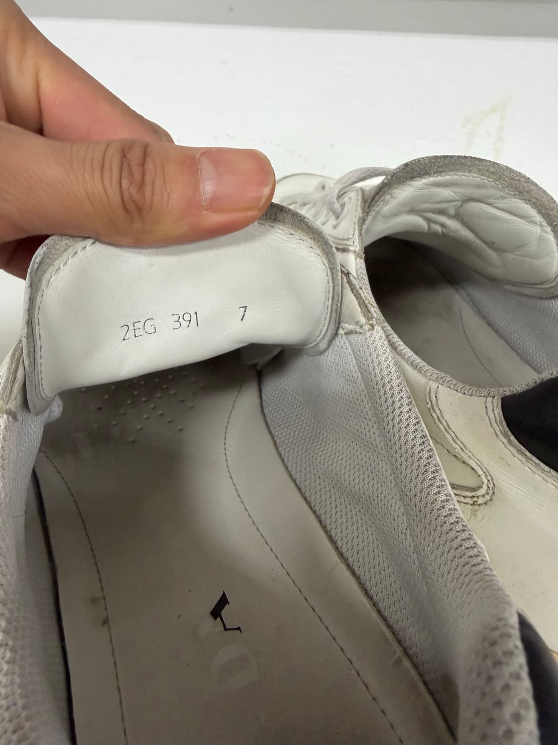 정품) 프라다 남성 밀라노 스니커즈 7 상품이미지7