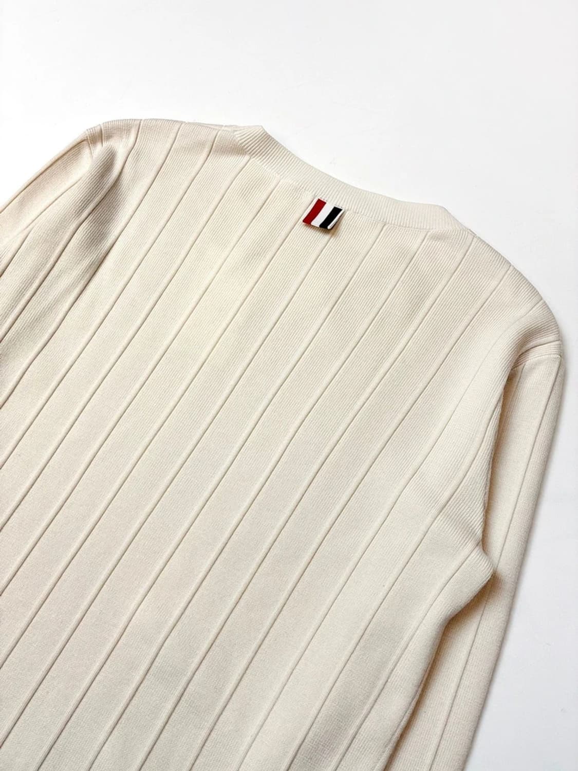 톰브라운 이태리 울 오리지널 니트 PN5620    상품이미지5