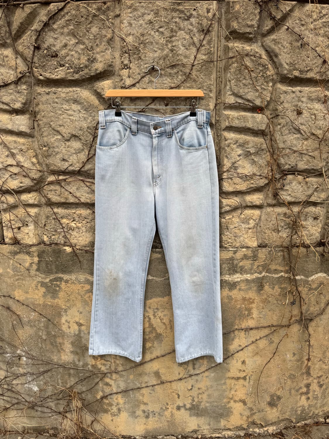 70s 리바이스 빈티지 547 하드페이딩 벨바텀 부츠컷 데님 팬츠 상품이미지1