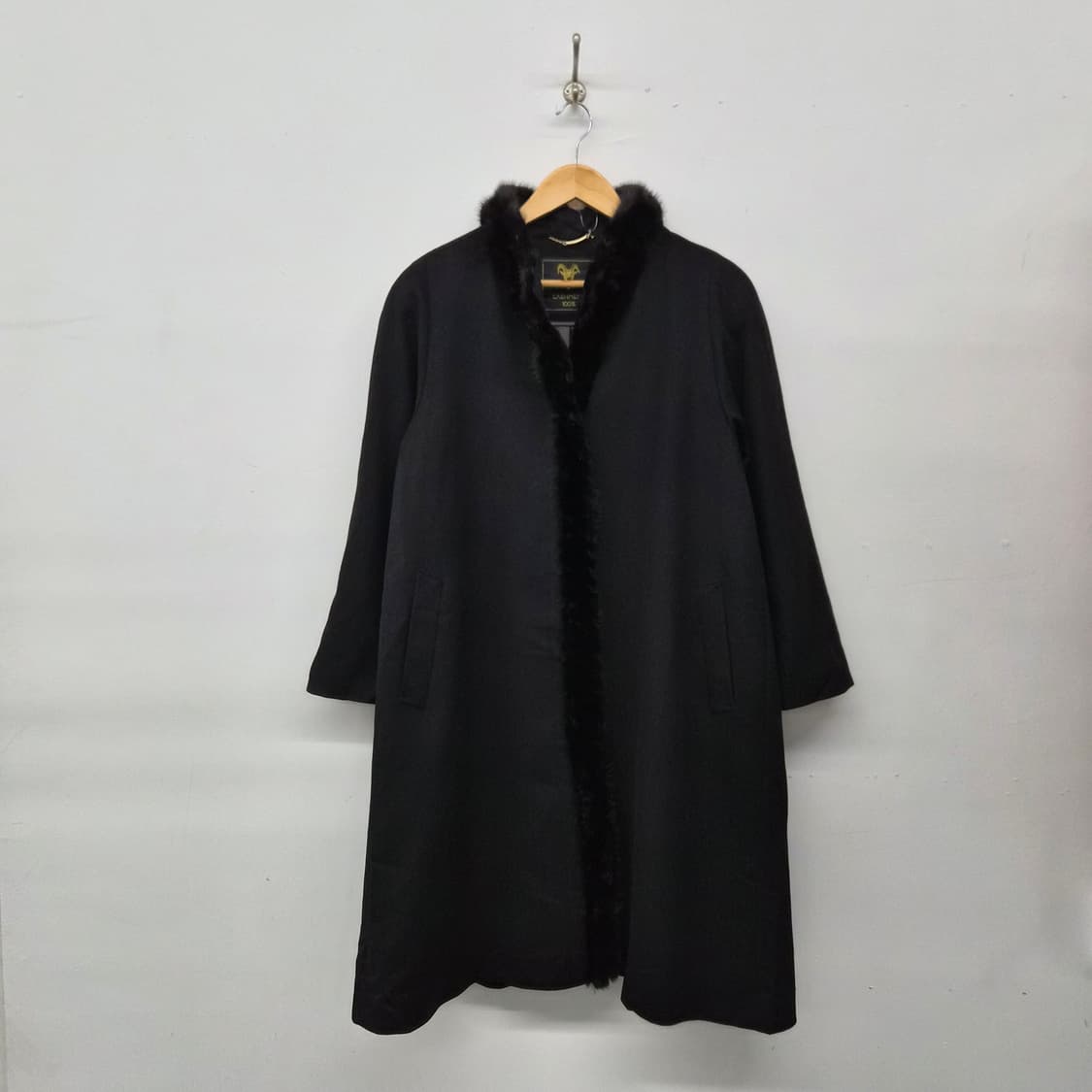 캐시미어 100% 블랙 롱 퍼 코트 여성 M 상품이미지1