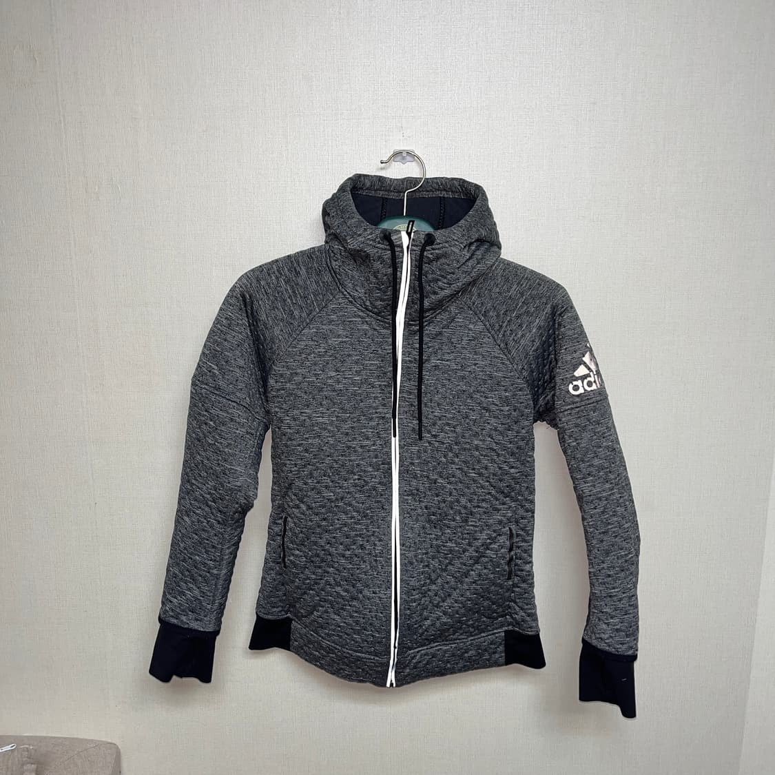 (여성 XL) 아디다스 엠보싱 기모 후드 집업 상품이미지3