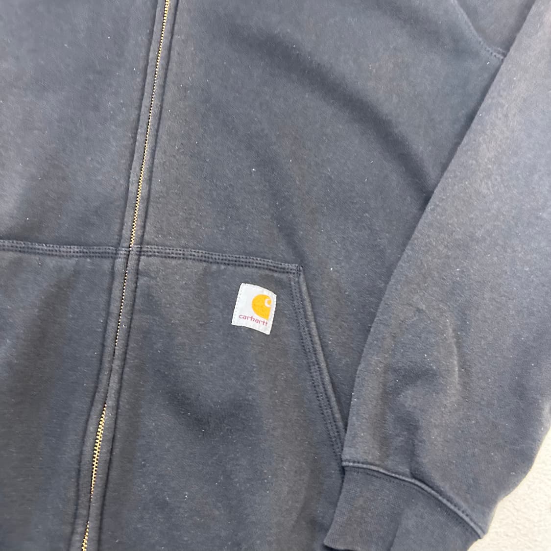 Carhartt Black Hoodie Zip-up 상품이미지5