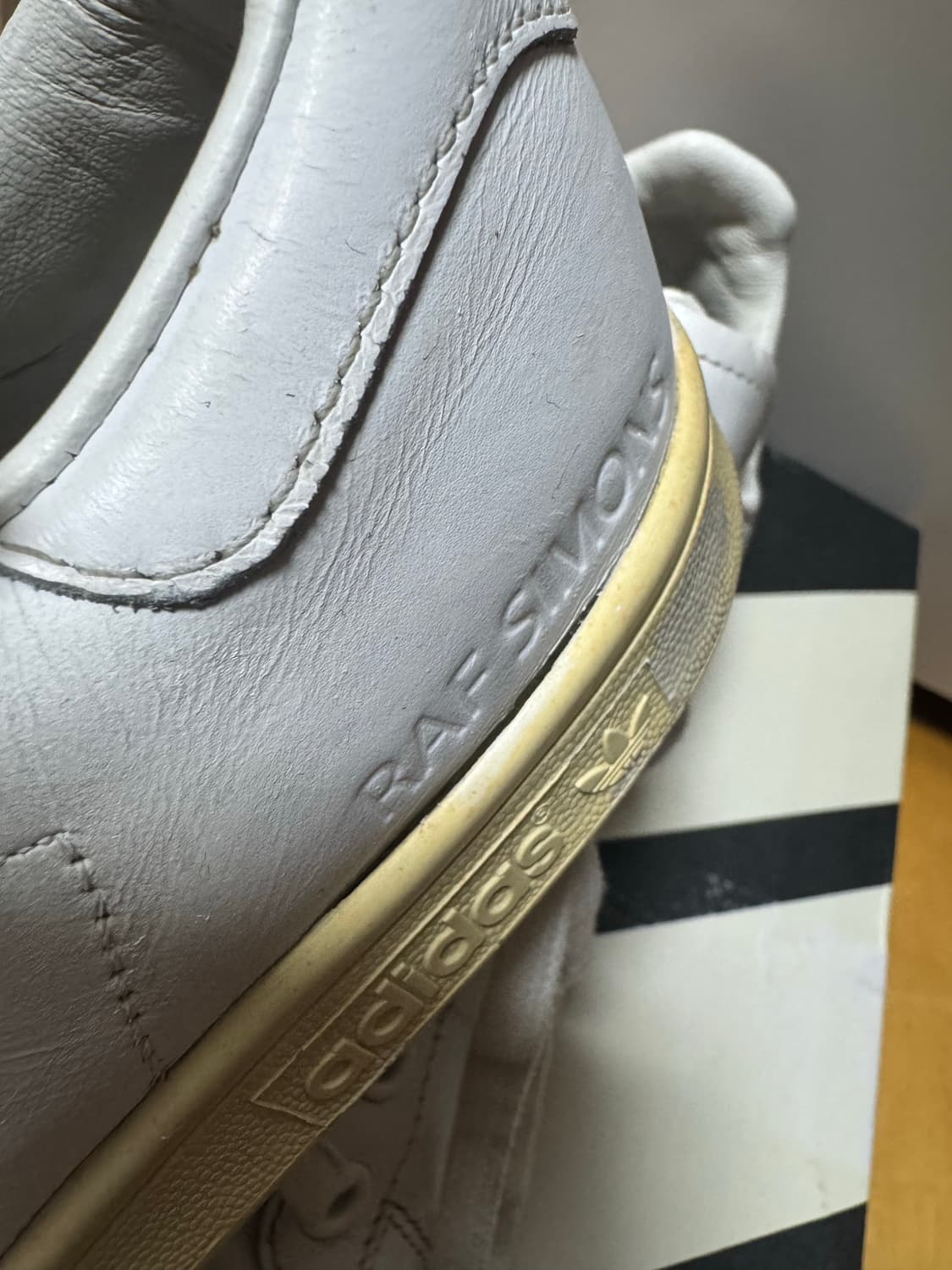 라프시몬스 스탠스미스 화이트 상품이미지7