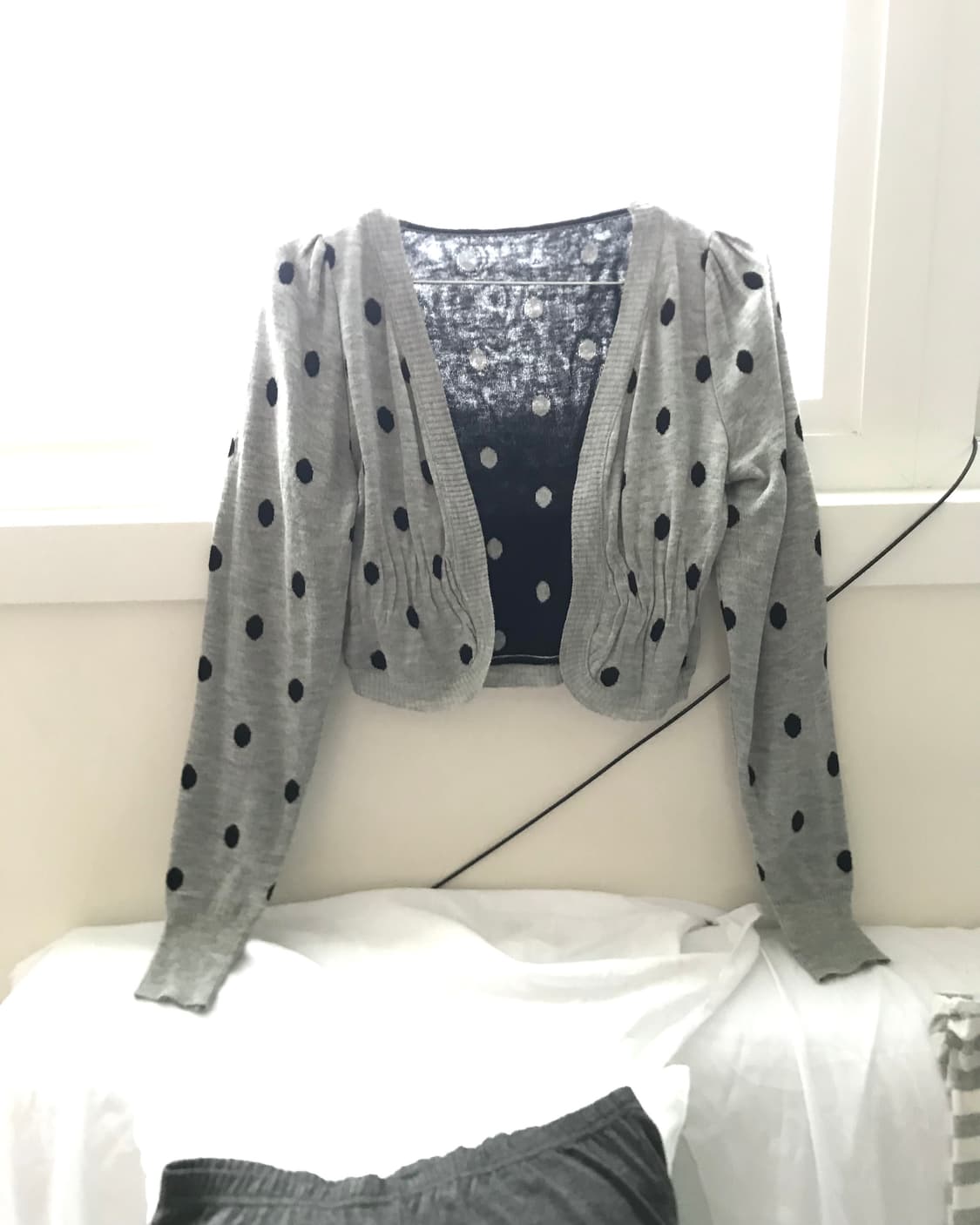 Dot shirring grey short bolero  상품이미지1
