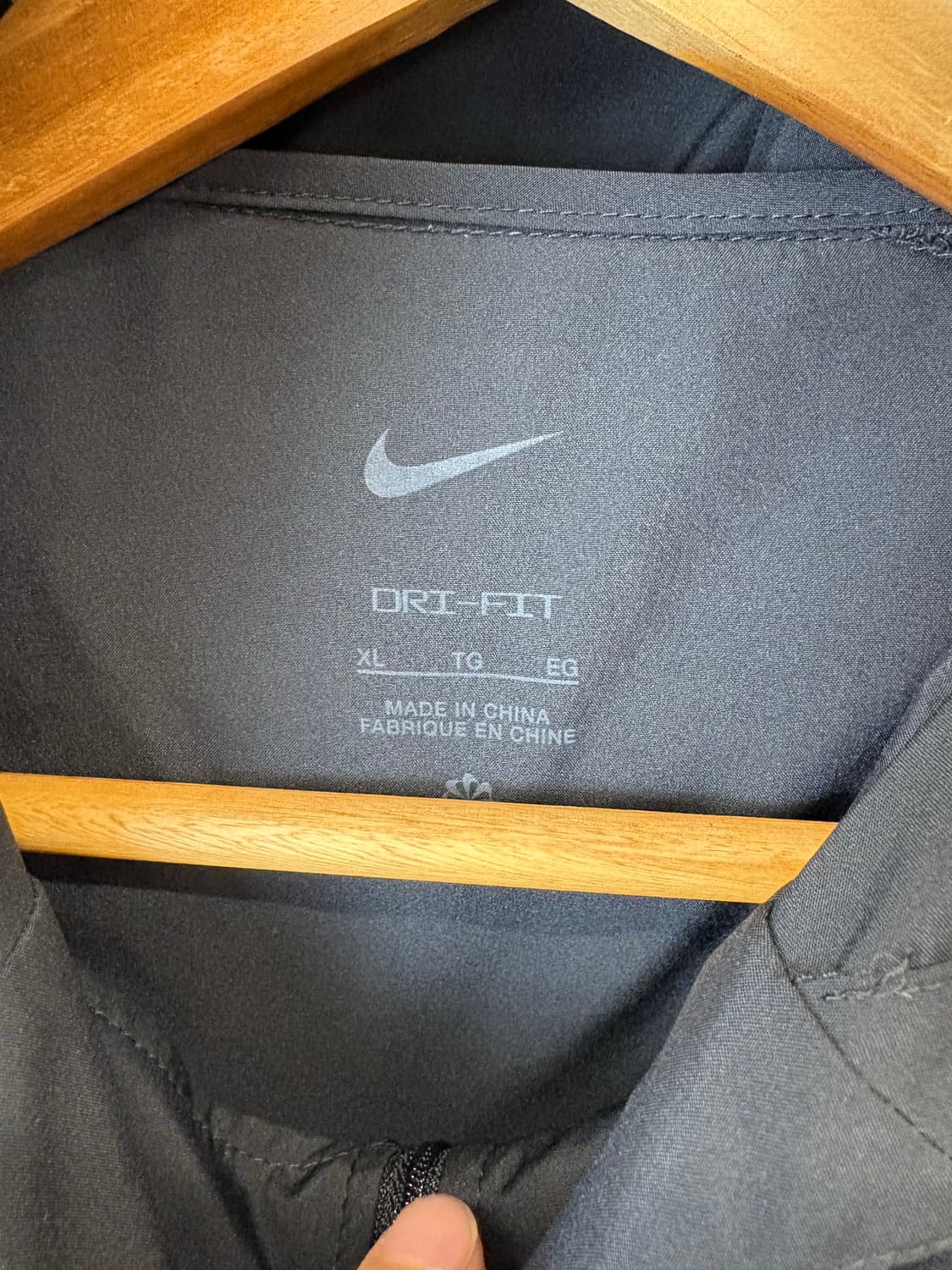 나이키 드라이핏 초경량 러닝 바람막이 상품이미지6