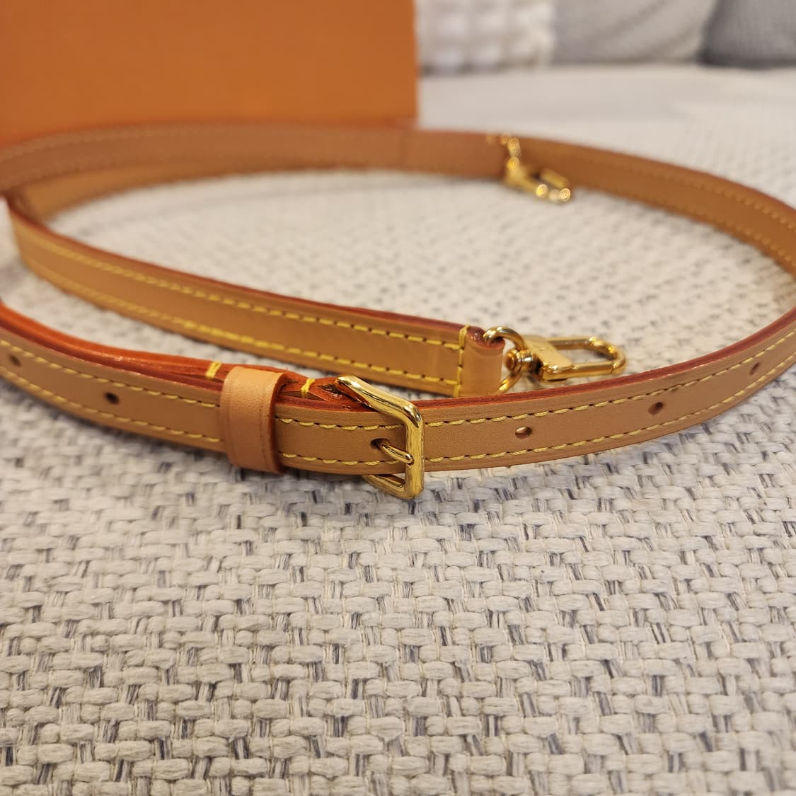 초민트급 22년12월 루이비통 쁘띠 삭플라 모노그램 미니 크로스백 상품이미지9