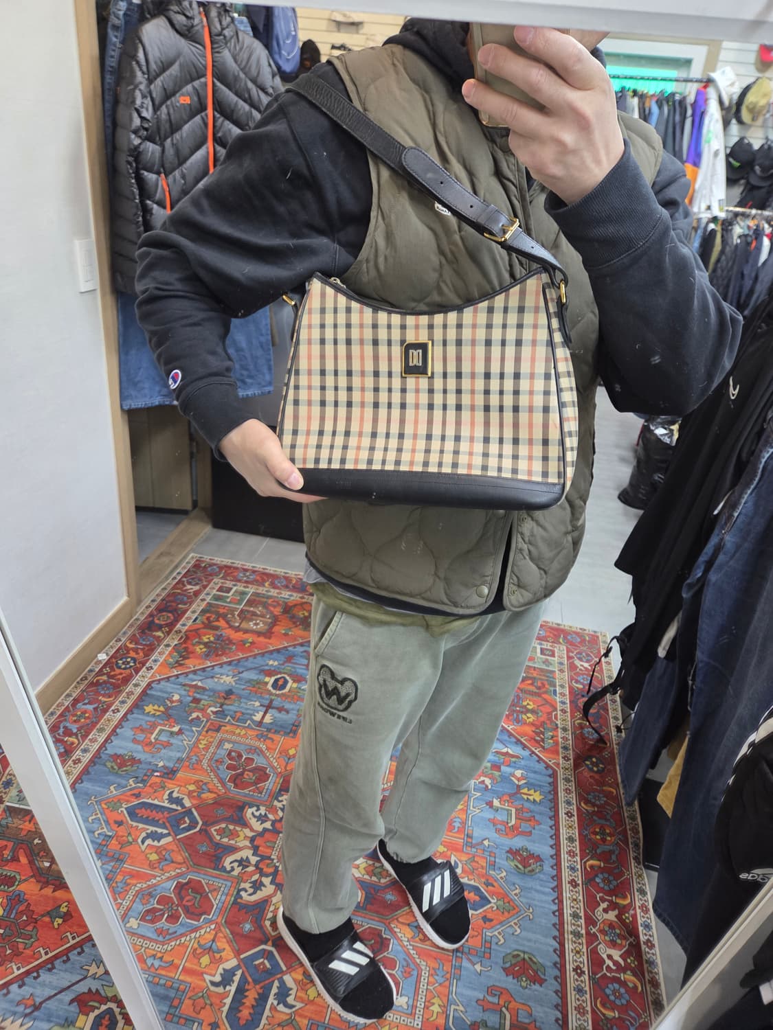 닥스 체크 숄더백  상품이미지6