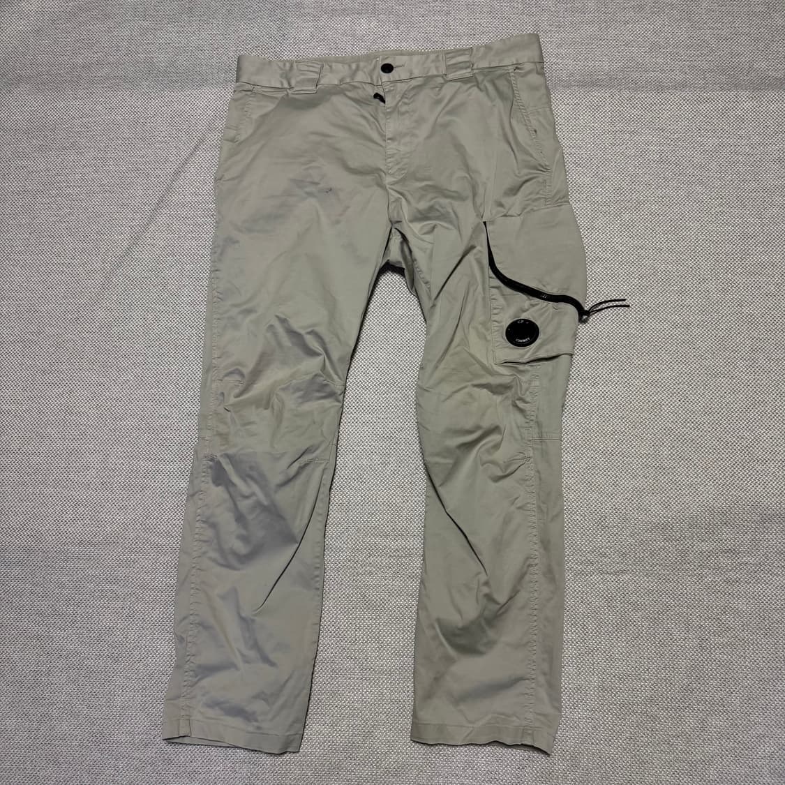 C.P.컴퍼니 렌즈 카고 바지 상품이미지1