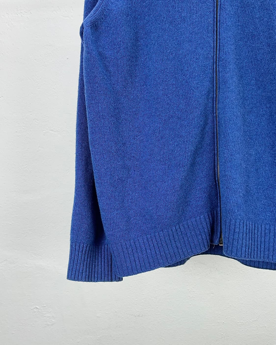 버버리 스카이 블루 캐시미어 울 혼방 엘보패치 풀집업 니트 자켓 상품이미지4