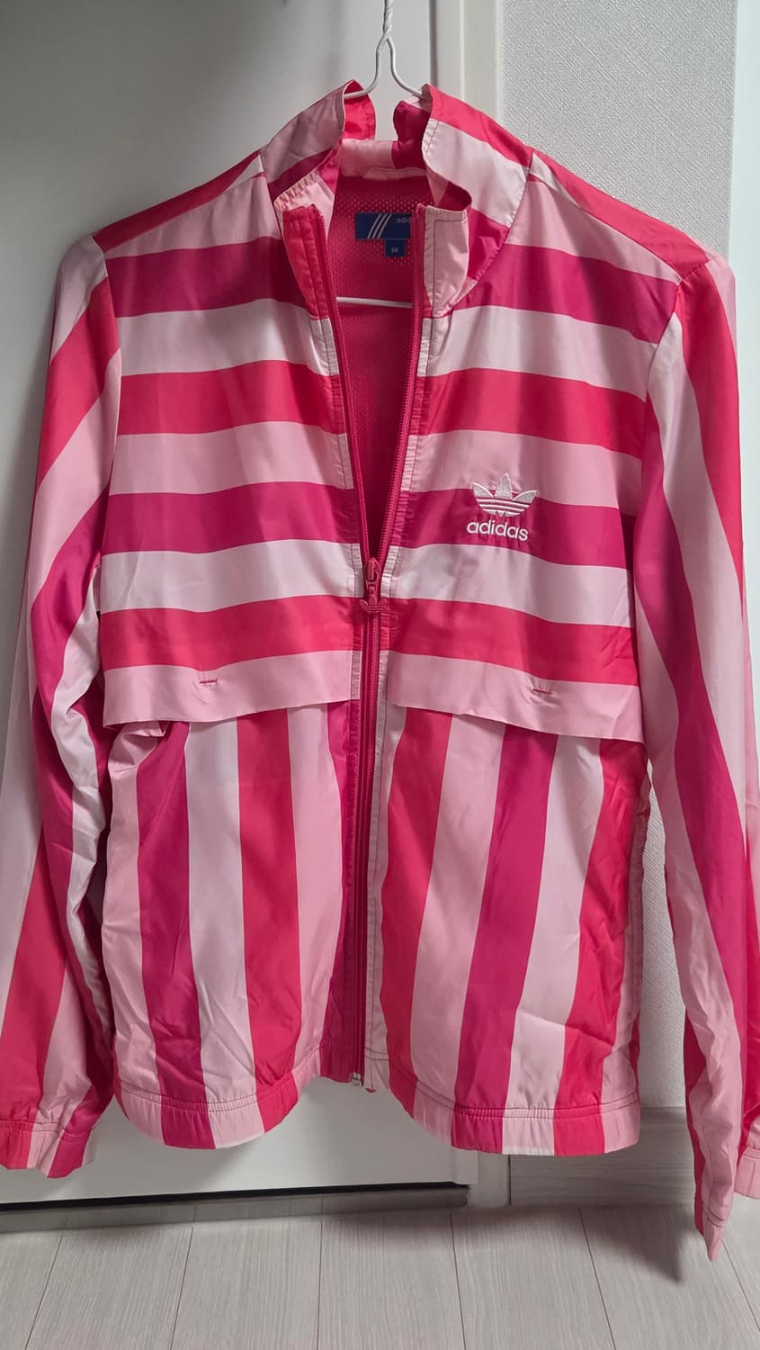 아디다스 우먼스 핑크 스트라이프 바람막이 자켓 상품이미지1