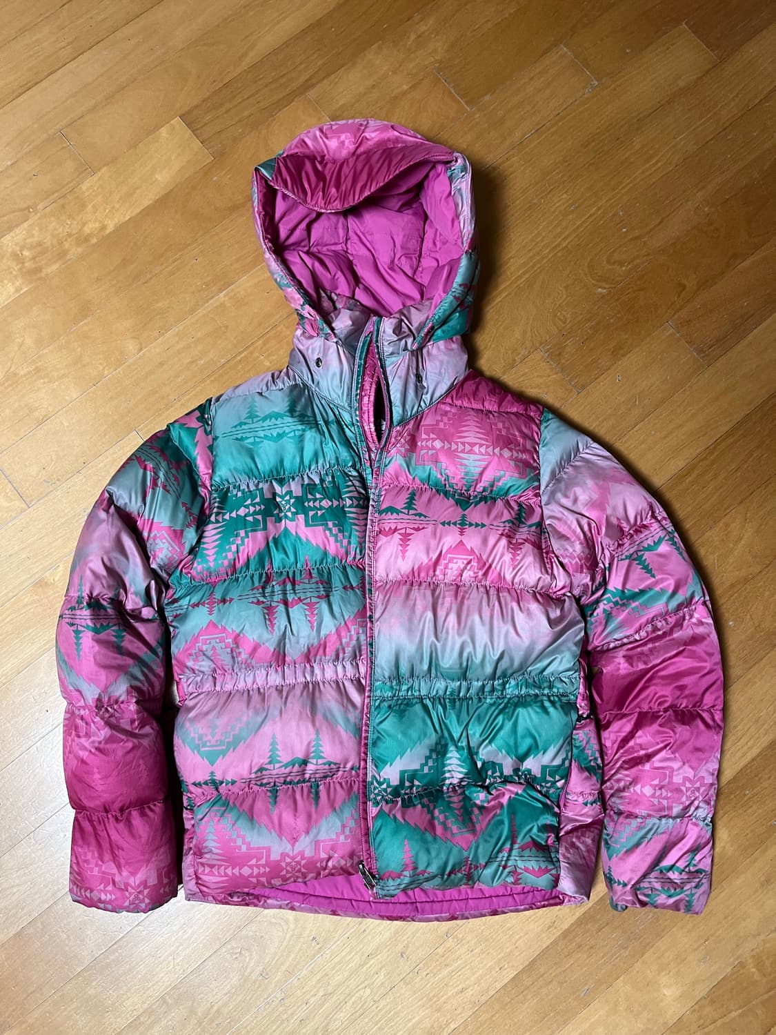 Pendleton x Nike ACG 콜라보 나바호 패딩 상품이미지1