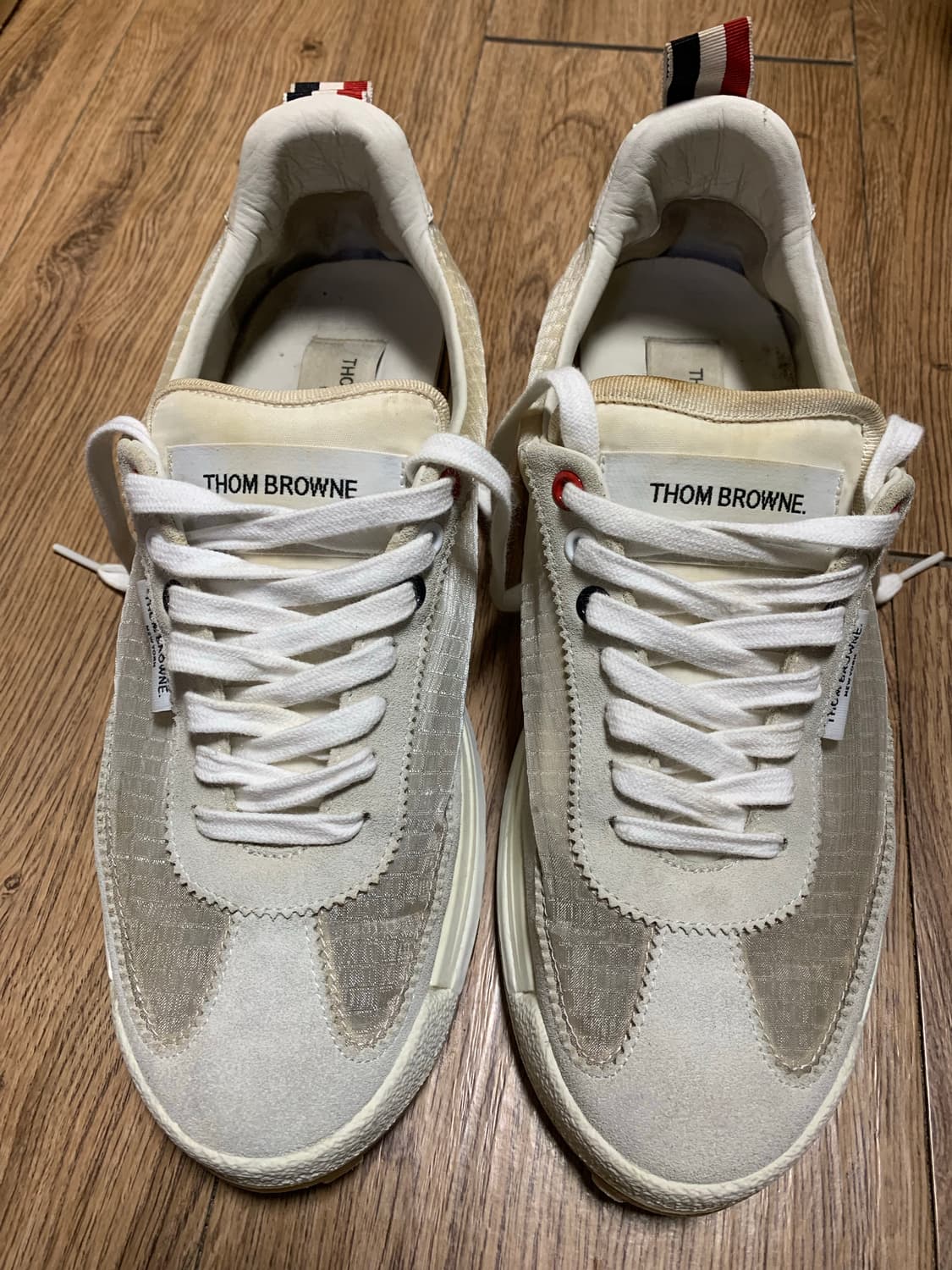 톰브라운 스니커즈 화이트  (41) (265) 상품이미지1