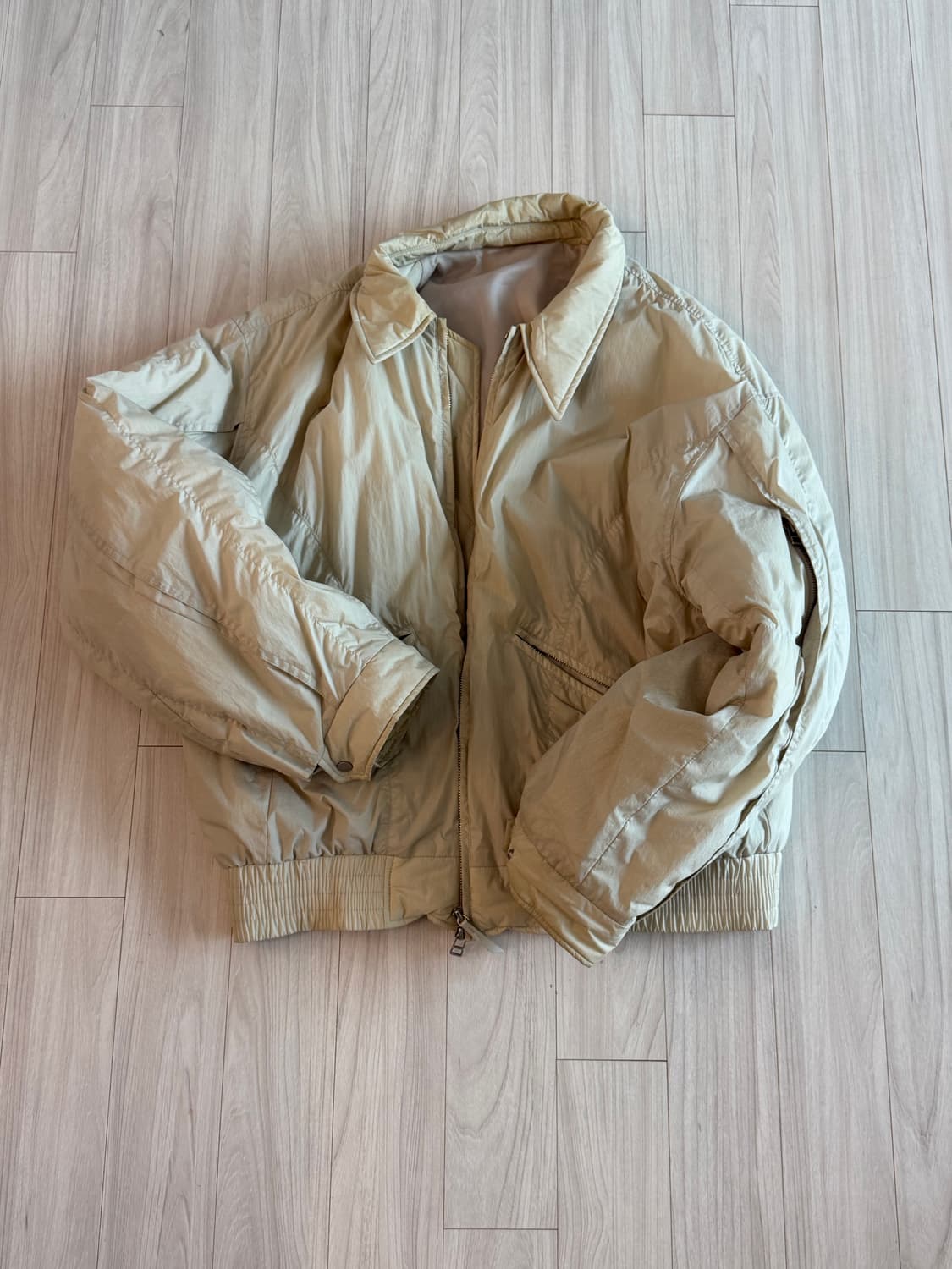 쿠어 퍼프 플라이트 ma-1 (크림) 패딩 상품이미지1