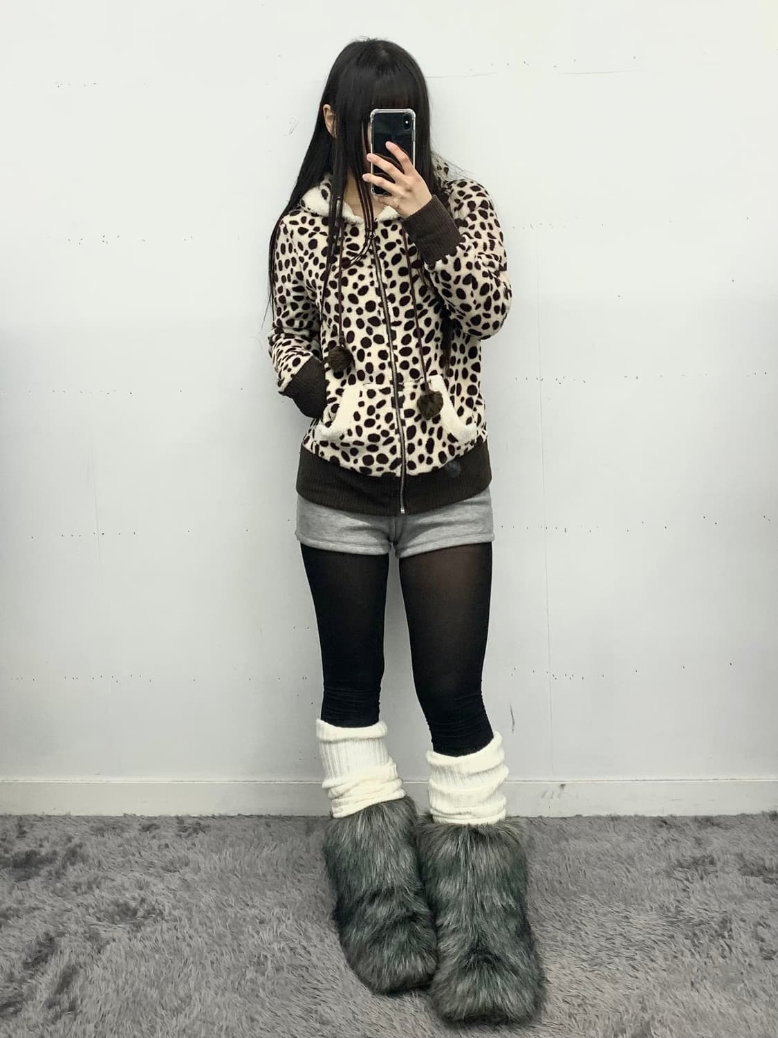 갸루 애니멀 패턴 폼폼이 수면 후드집업 상품이미지3