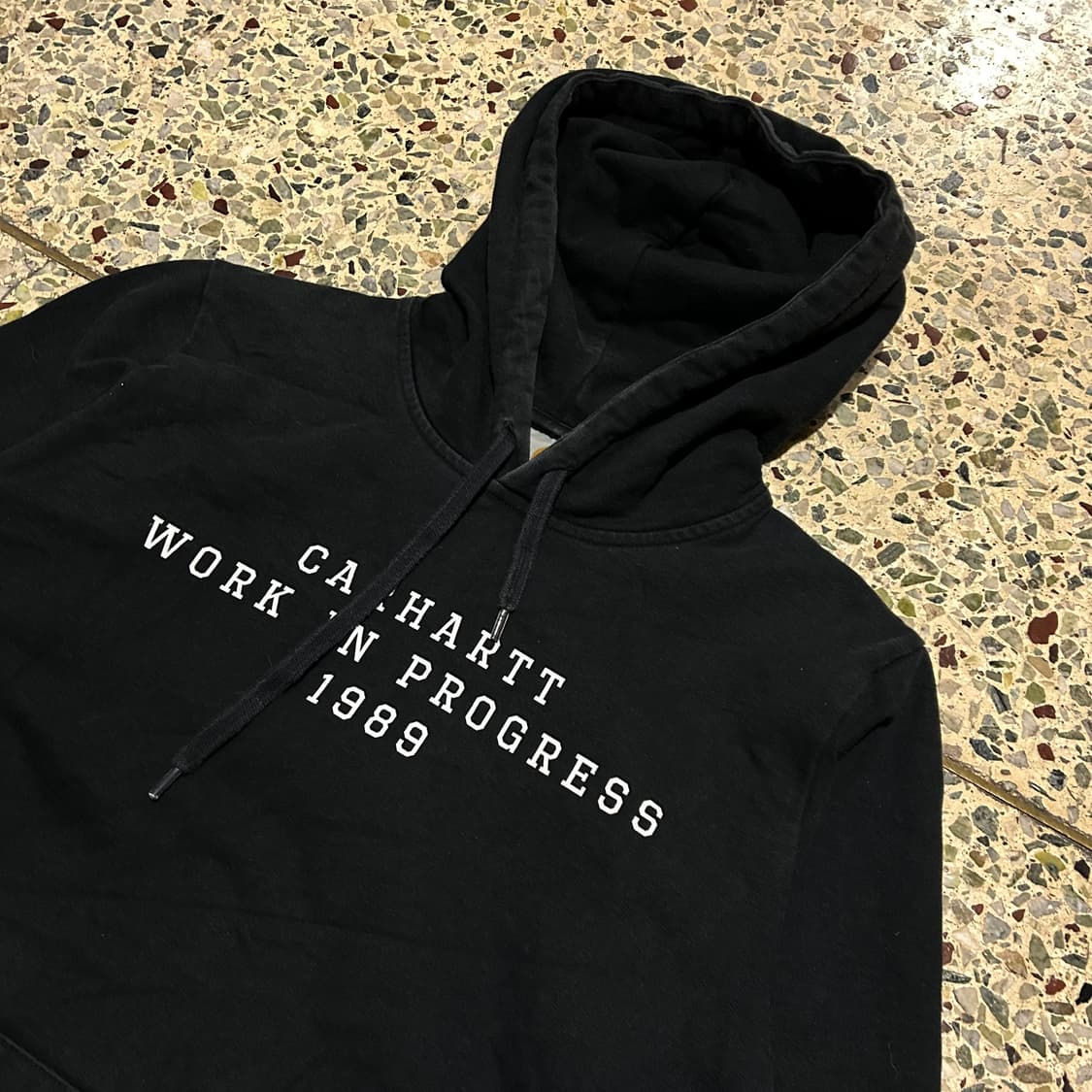 칼하트(Carhartt wip) 블랙 후드티 상품이미지2