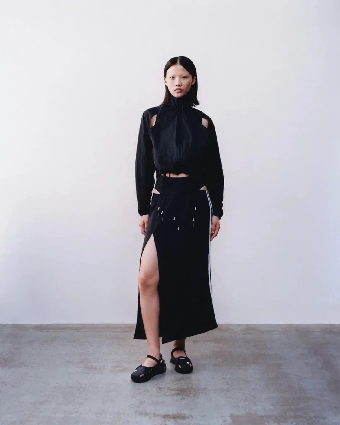 [245] Adidas X Rui 샌들 블랙 상품이미지7