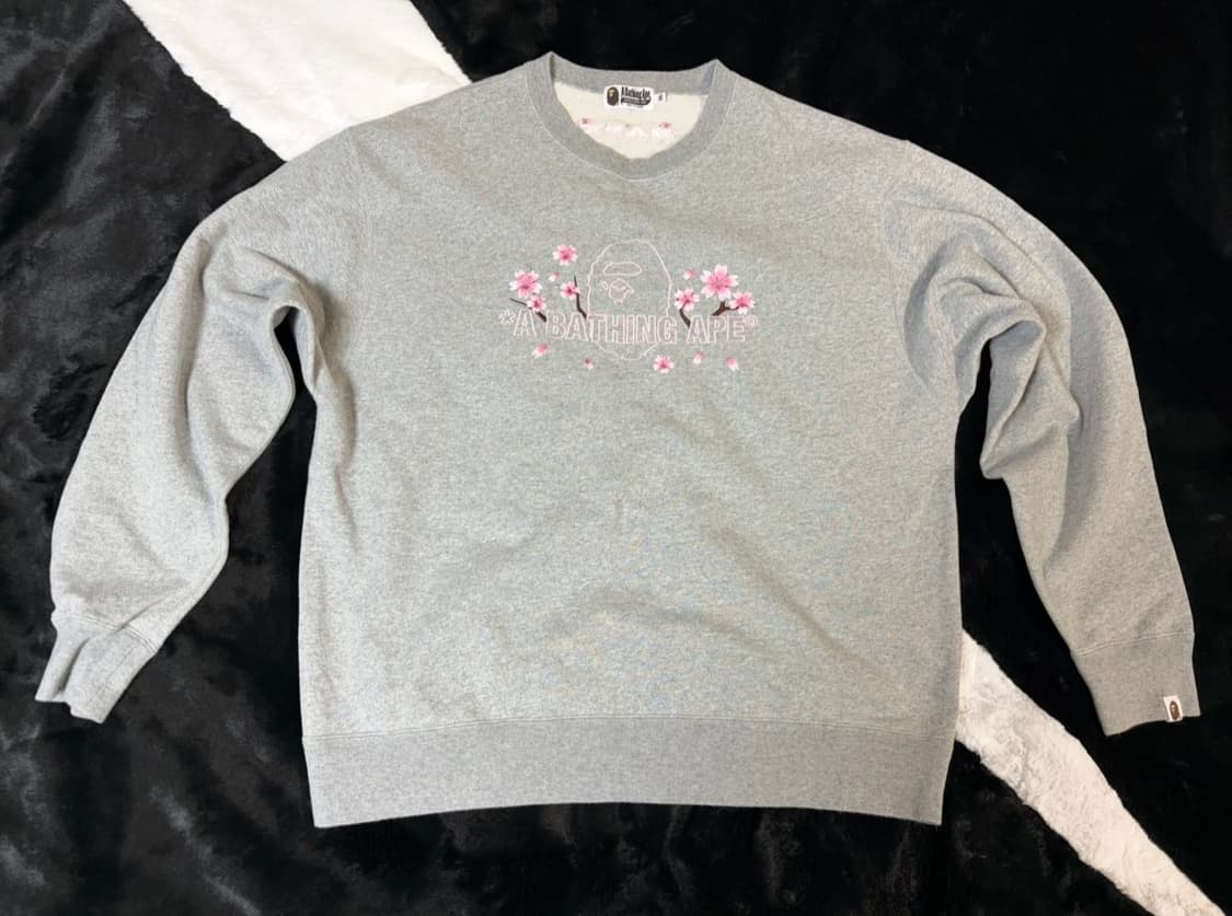 베이프 사쿠라 플라워 자수 맨투맨 xxl 상품이미지1