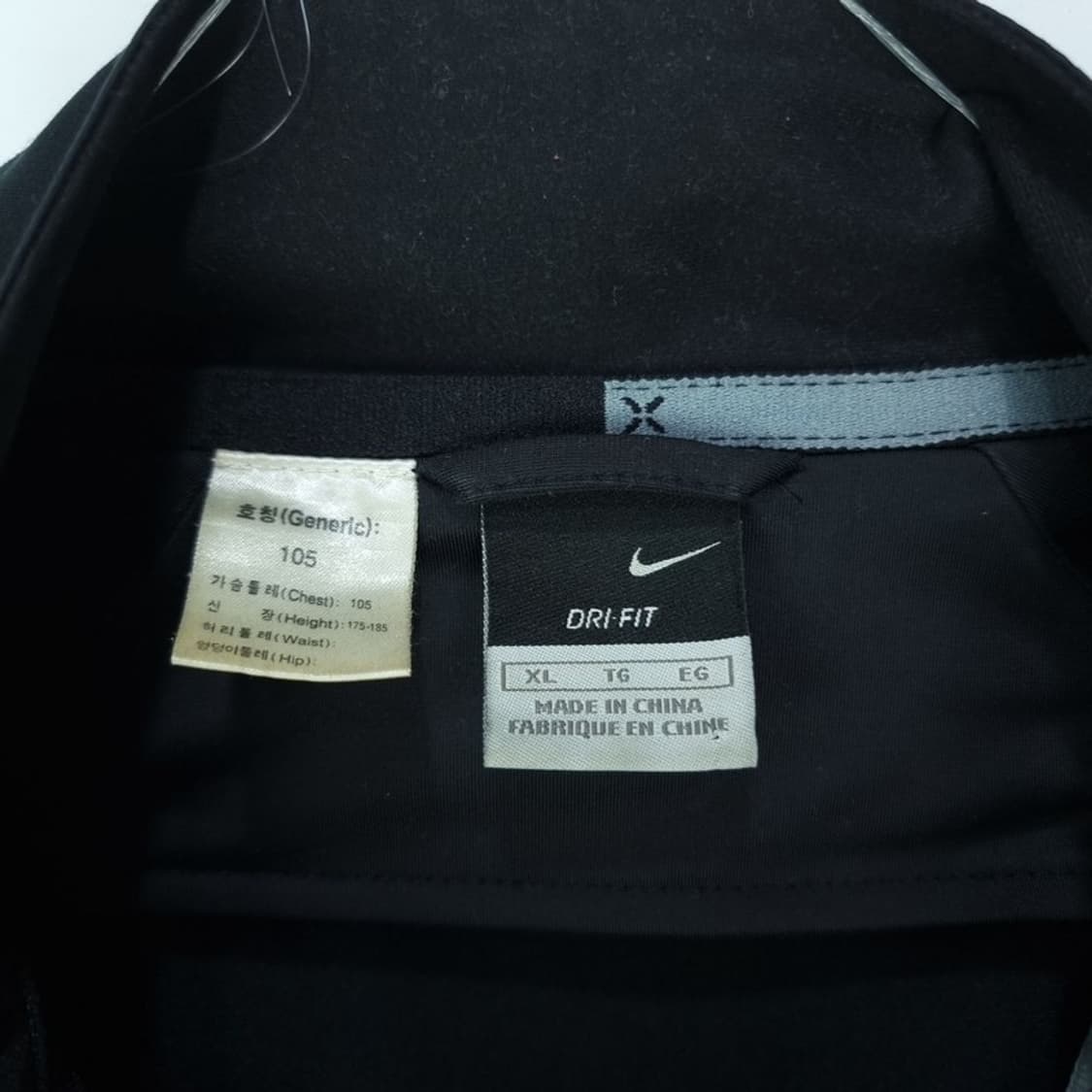 [나이키] 00'S 드라이핏 스우시 자수 집업 자켓 블랙 M17959 상품이미지8