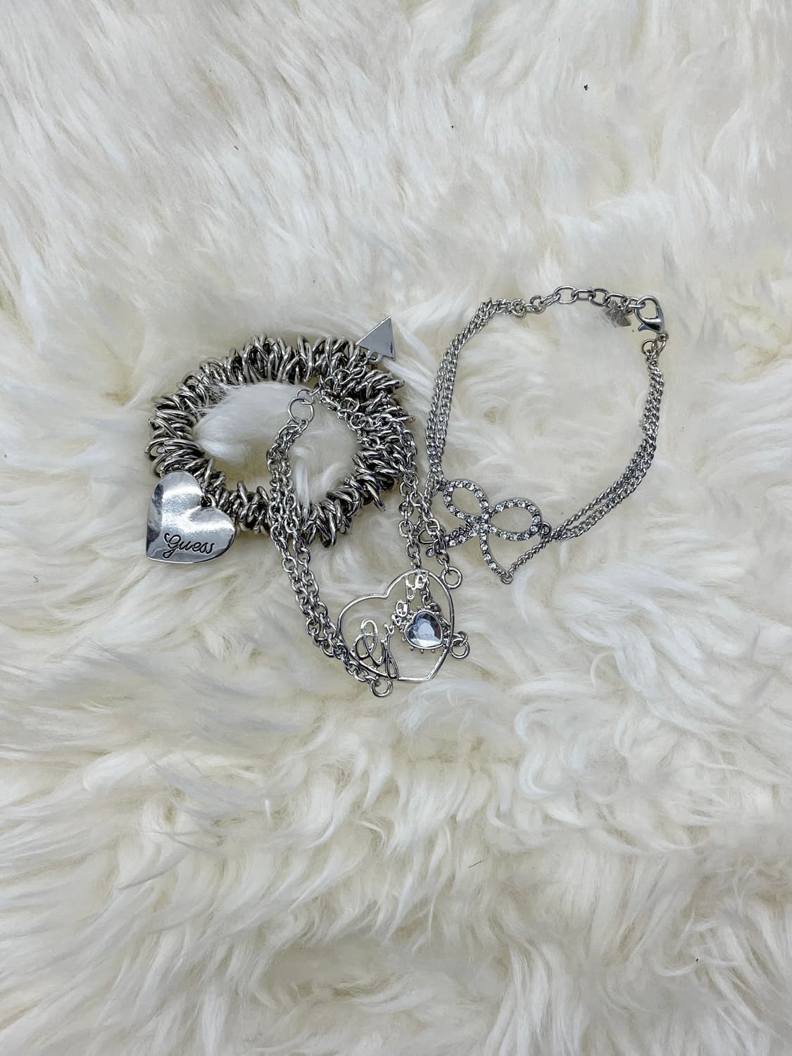 게스 하트 로고 실버 팔찌 상품이미지3