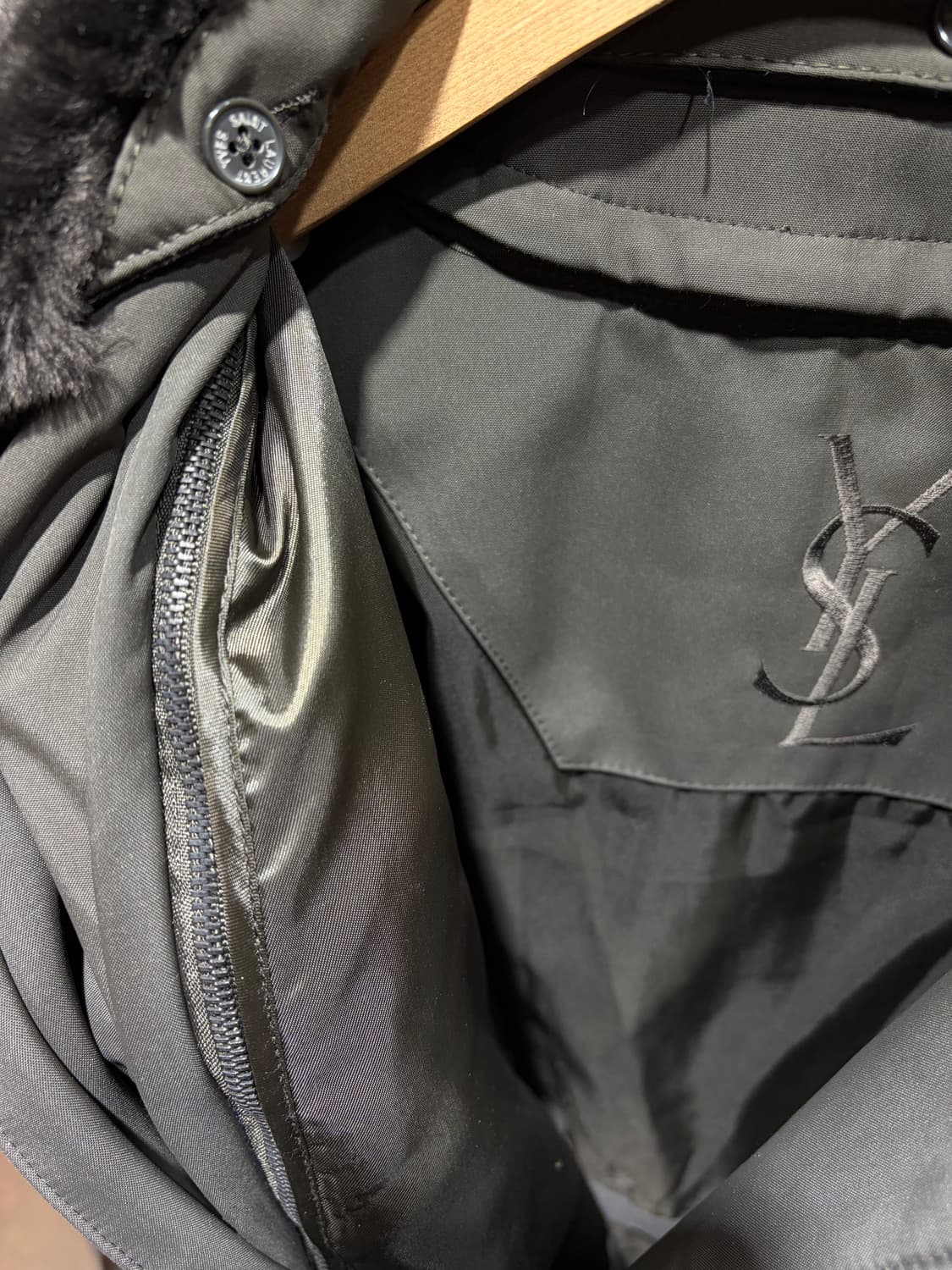 L YSL 입생로랑 심볼로고 카키브라운 폴리쉘 상품이미지6