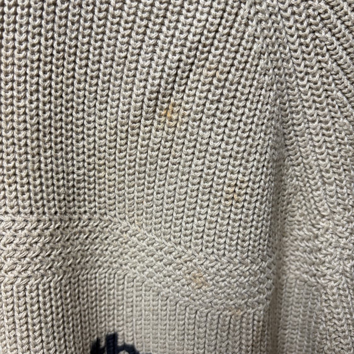 디스이즈네버댓 로고 니트 상품이미지2