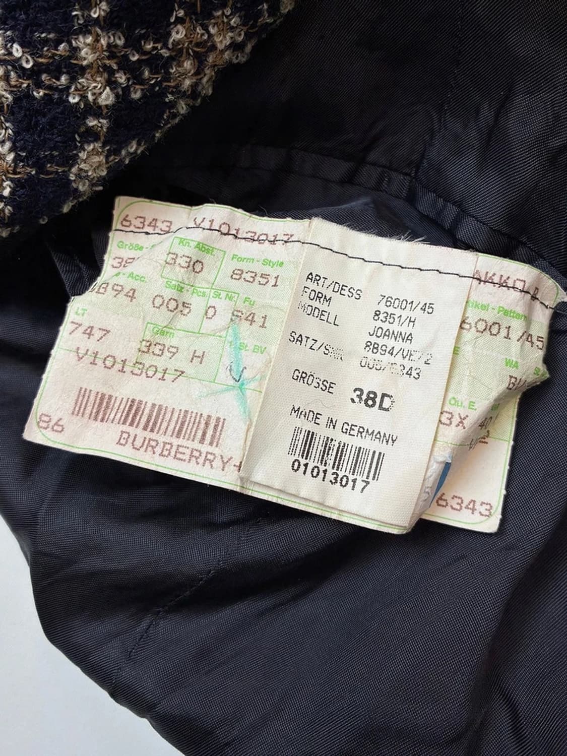 버버리 90s 올드머니룩 울 체크 블레이저 자켓 PN5235 상품이미지7