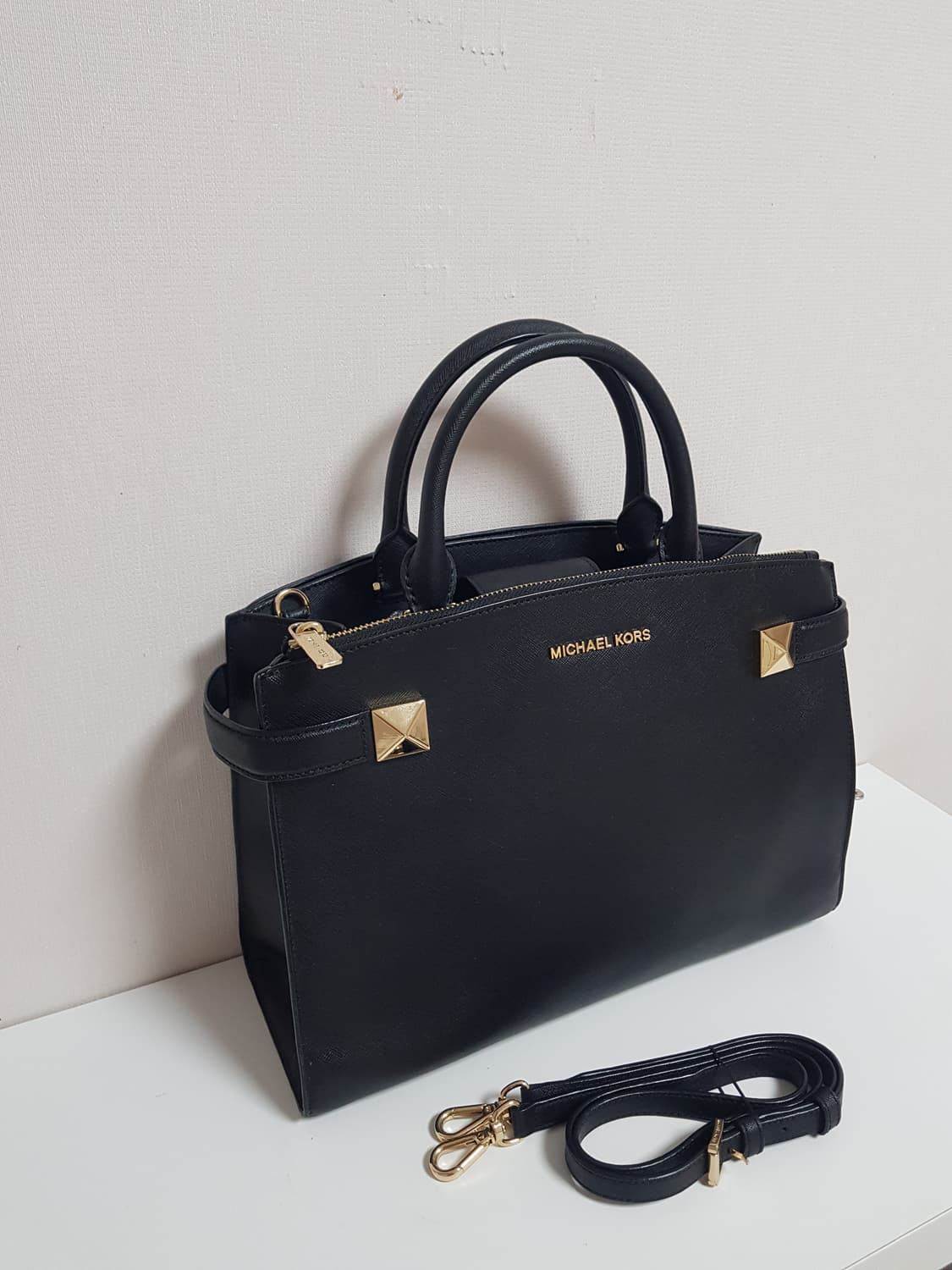 마이클코어스 숄더 겸 토드백 ㅡ거의 새제품  상품이미지2