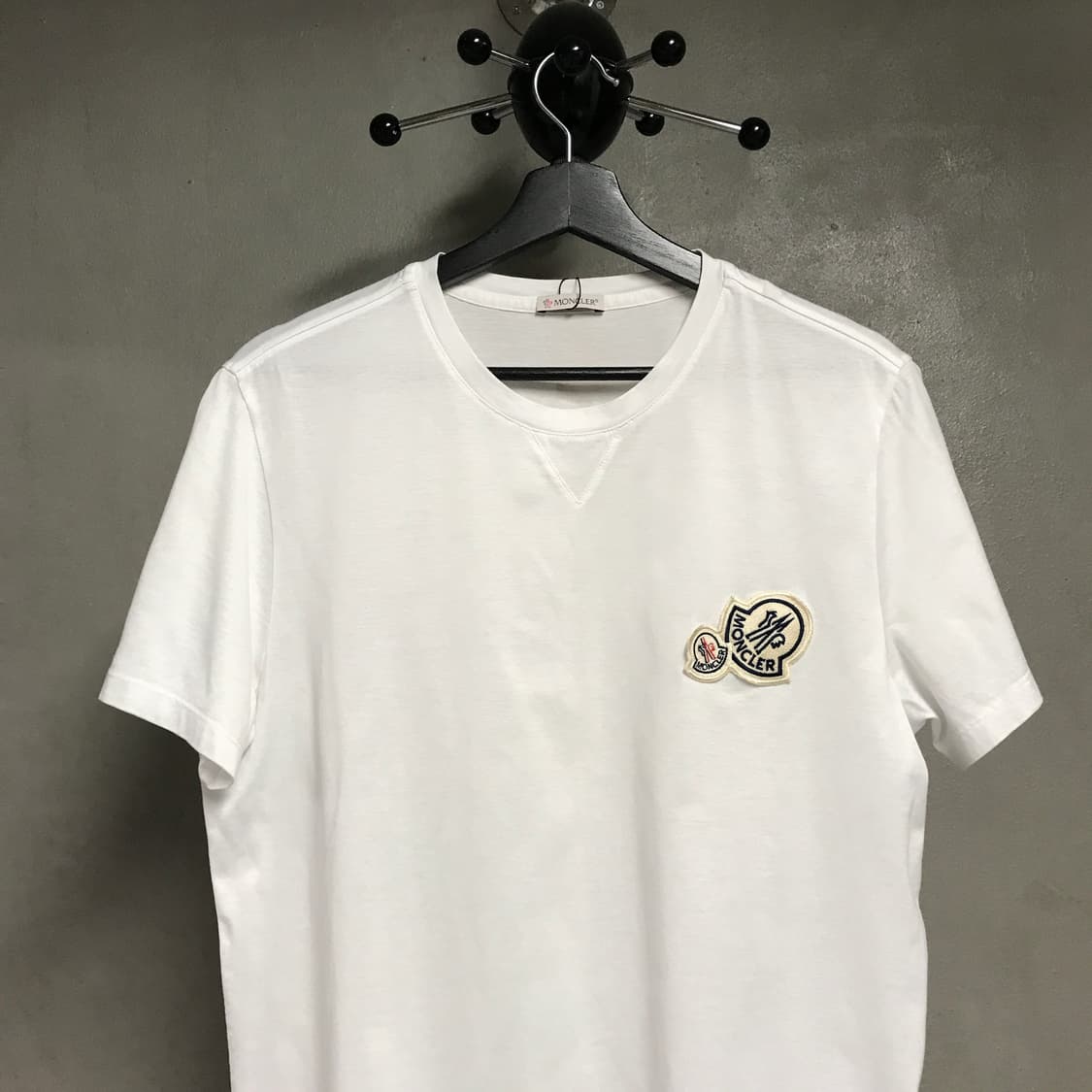 몽클레어 화이트 반팔 티셔츠 M 상품이미지2