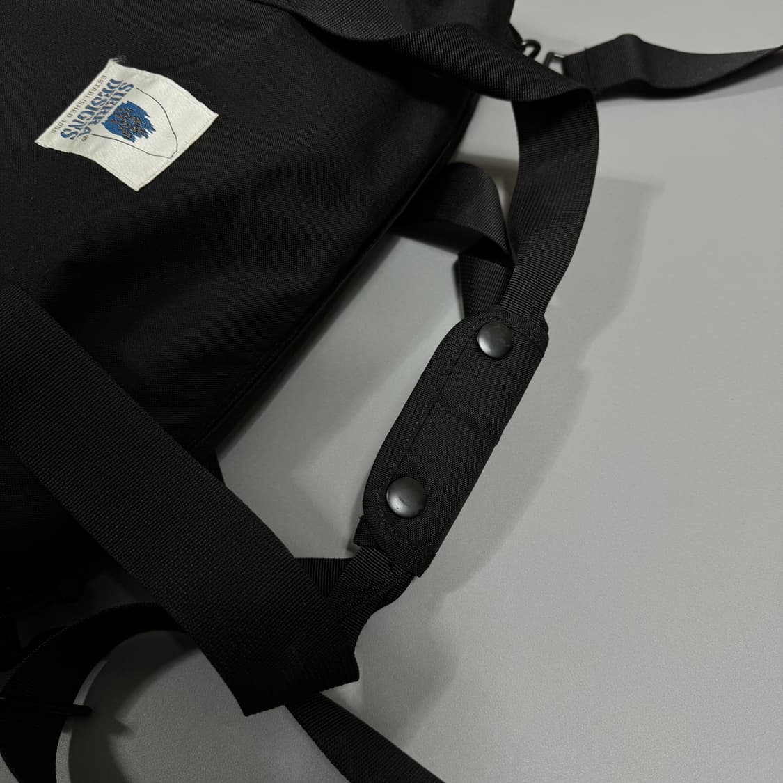 시에라디자인(SIERRA DESIGNS) 블랙 폴리에스터 2way 더플백 상품이미지4